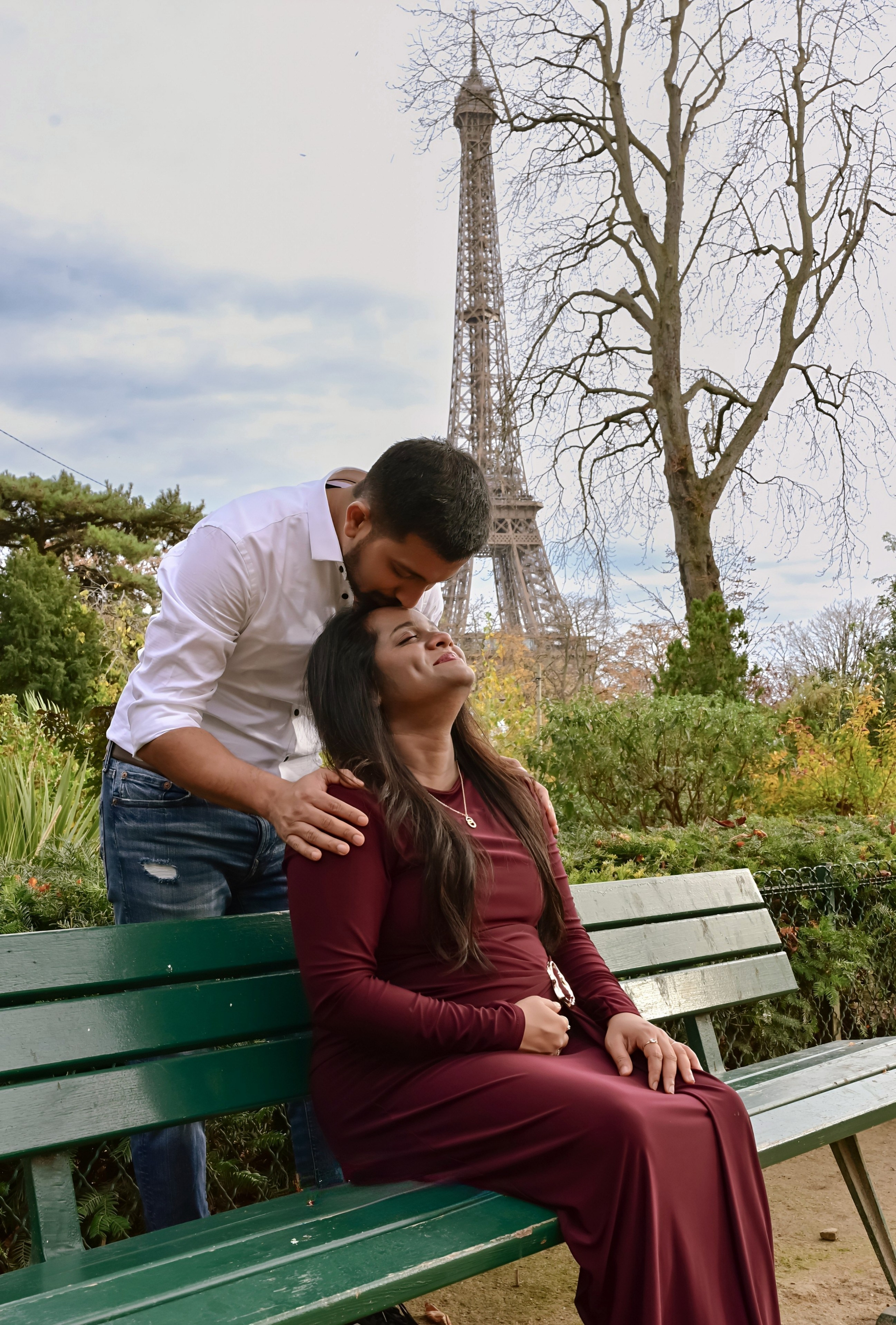 Family photoshoot in Paris. Alina Tagzieva- a photograper in Paris