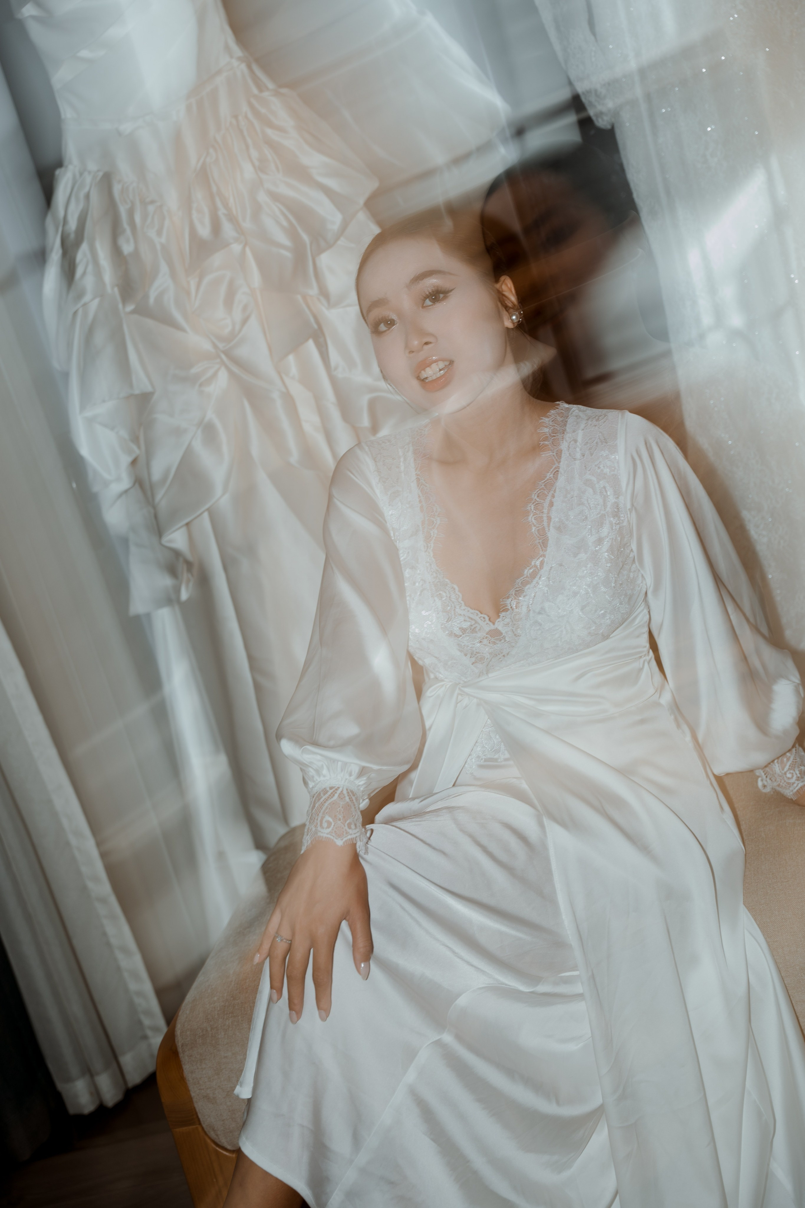 Quan + HienAnh | Photojournalism. BenColor Studio