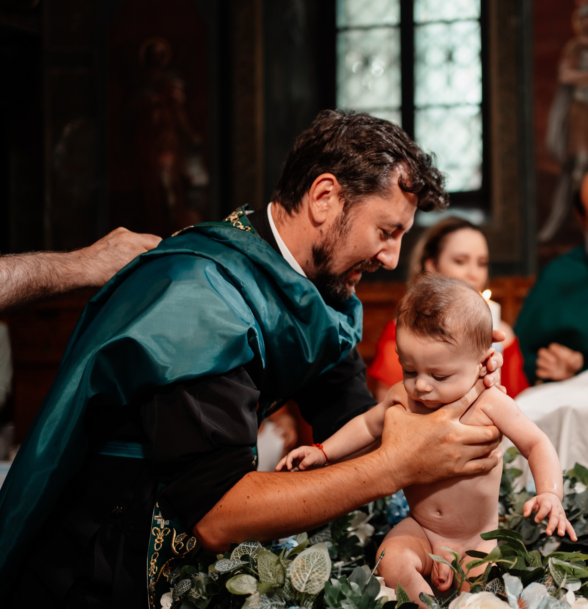 Fotograf de Botez în București- Mihai Popa Fotograf. Fotograf Nuntă & Botez București - Mihai Popa | Dincolo de oameni, imortalizez emoții!