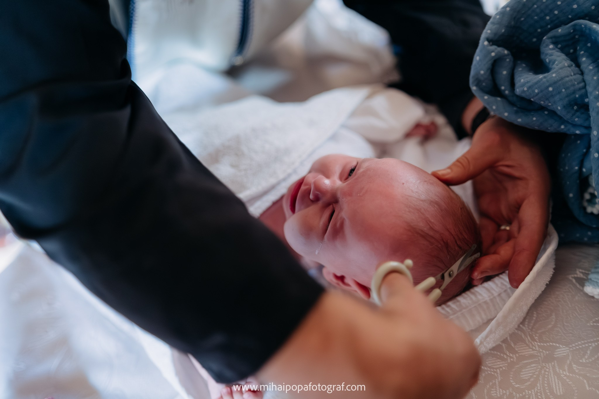 Fotograf de botez în Bucuresti| Mihai Popa Fotograf. Fotograf Nuntă & Botez București - Mihai Popa | Dincolo de oameni, imortalizez emoții!