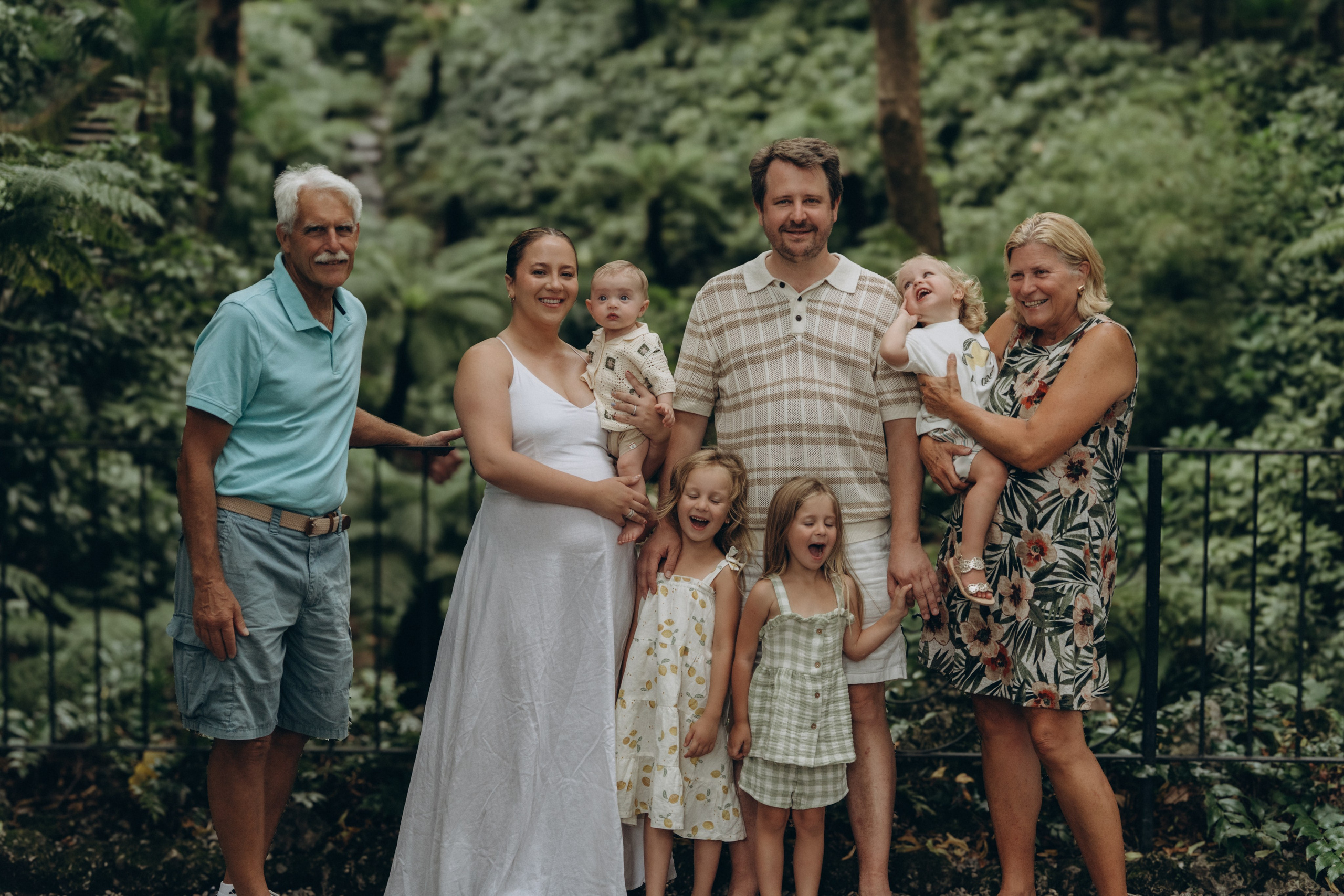 Family moments in Como Lake. PHOTOGRAPHER IN ITALY
