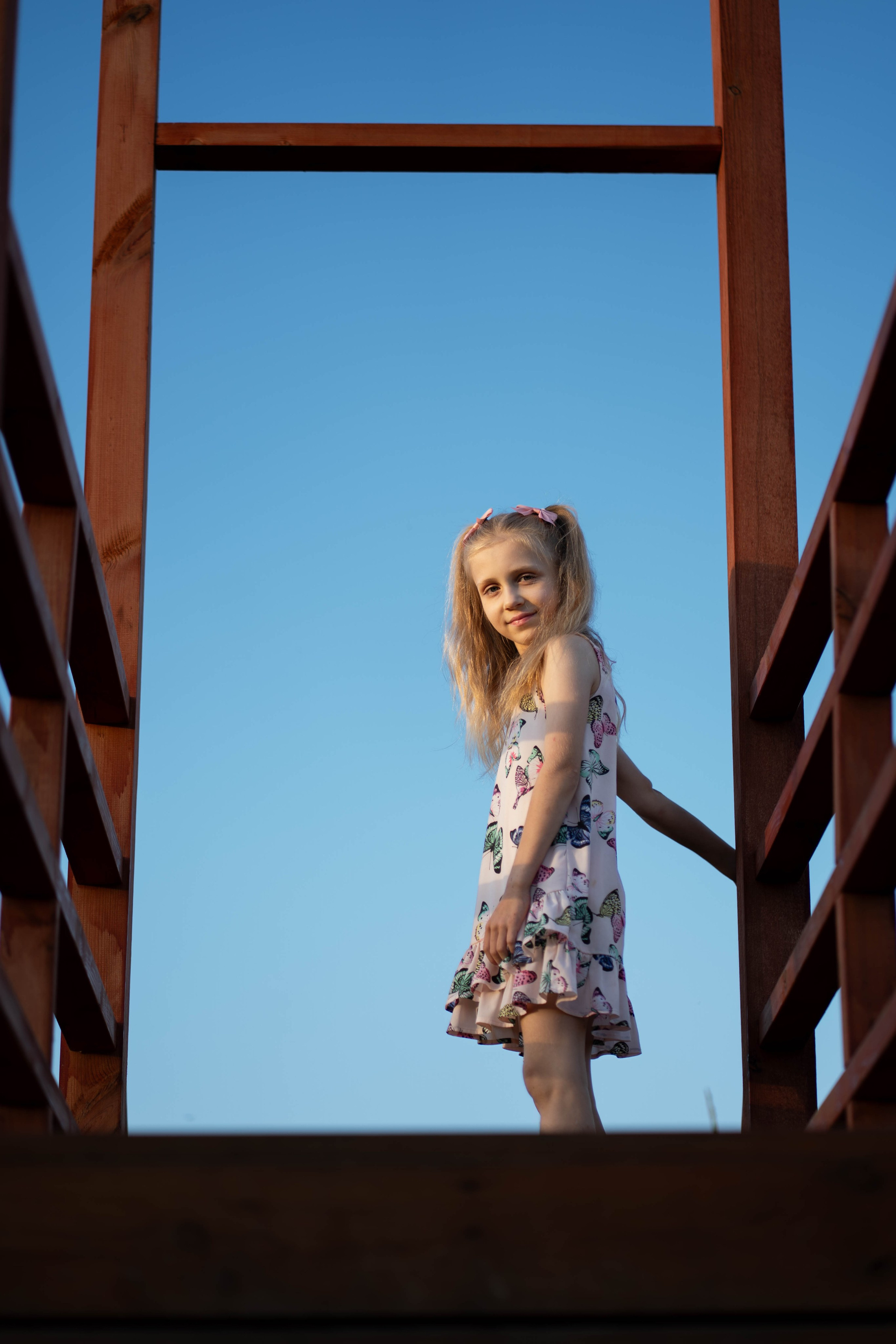 Renata — šeimos fotosesija kukurūzų lauke. Fotografija — Olga Bojarin