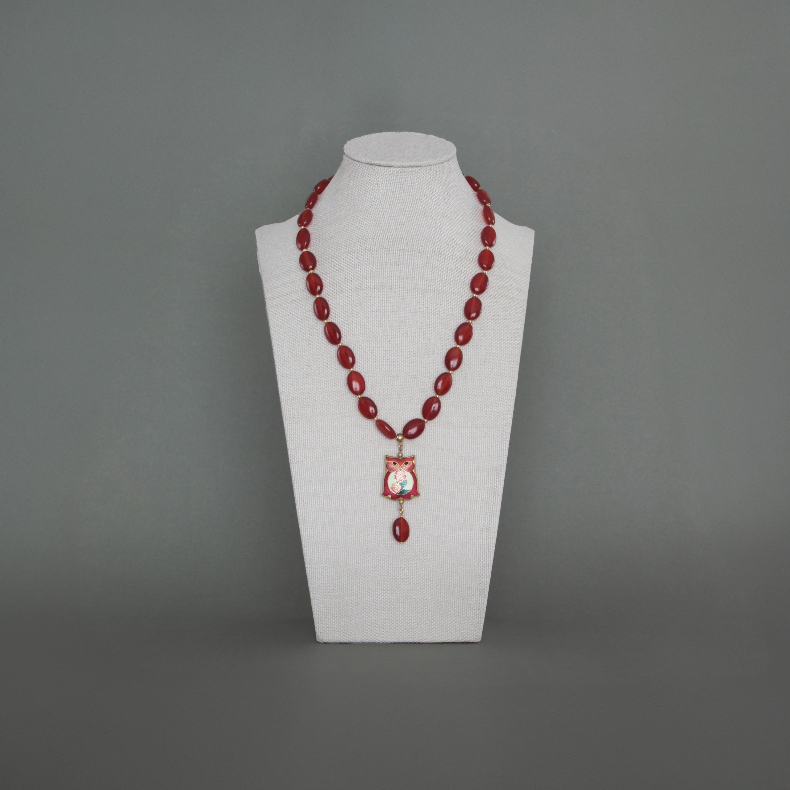 Owl. Современнные и актикварные украшения в Барселоне, Москве и Санкт-Петербурге