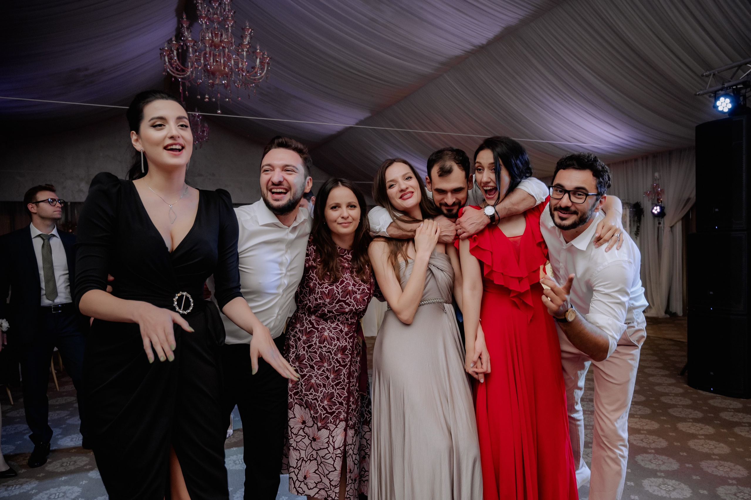 Fotograf Nunta Bucuresti la Baroque Events and Garden. Proud Vision Weddings | Wedding Photography & Film — Servicii profesionale Foto Video Nunta Iasi