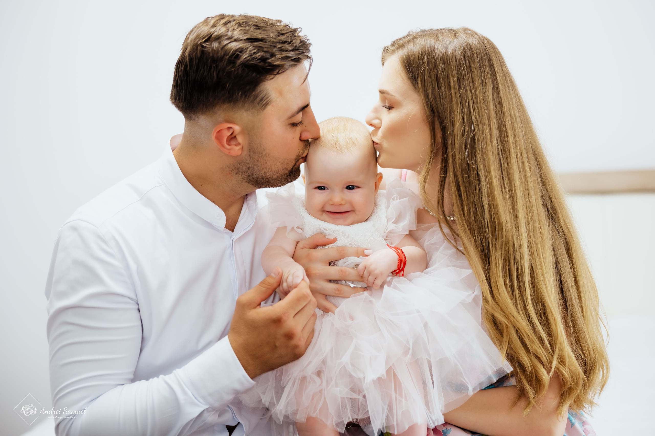 Anais Ioana. Andrei Samuel – Fotograf București | Evenimente, Studio, Imobiliare, Produs