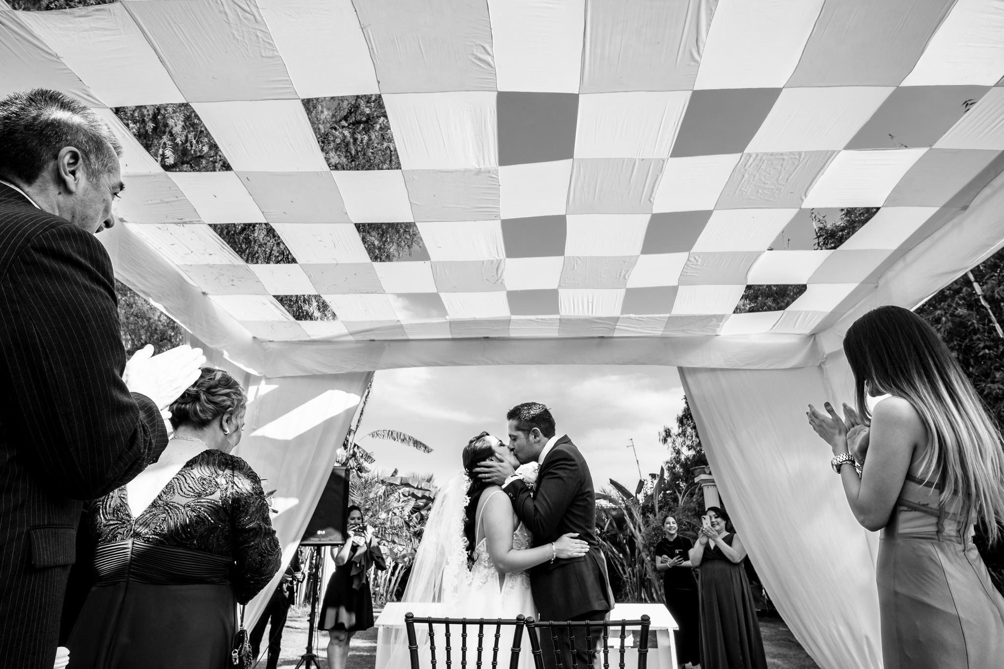 Jess & Josue / CDMX. Wedding and family photographer in Mexico City