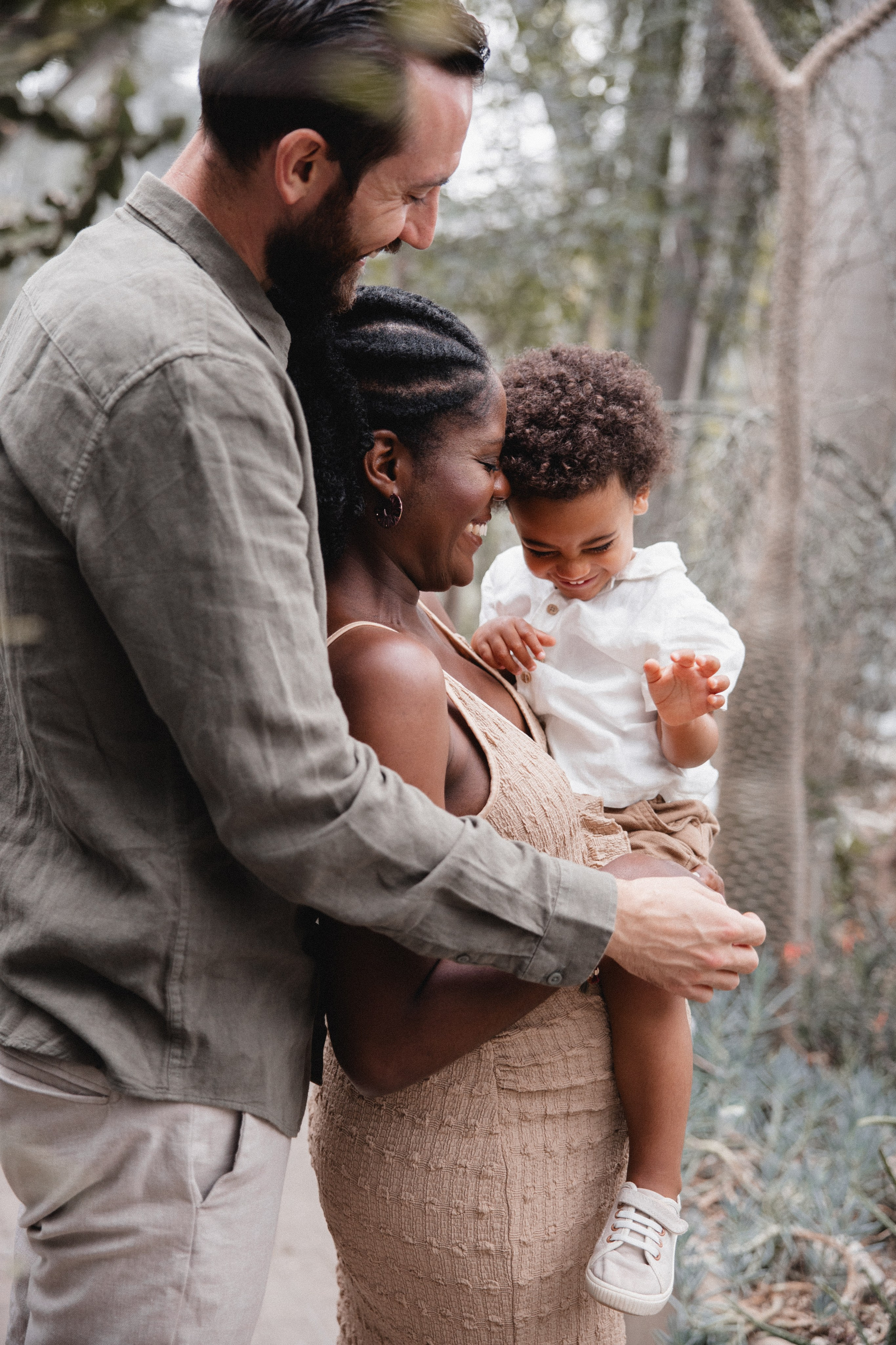 Babybauch Shooting im Botanischen Garten Bochum | Reiche Fotografie. Hochzeitsfotografin Bochum | Halyna Reiche Fotografie NRW