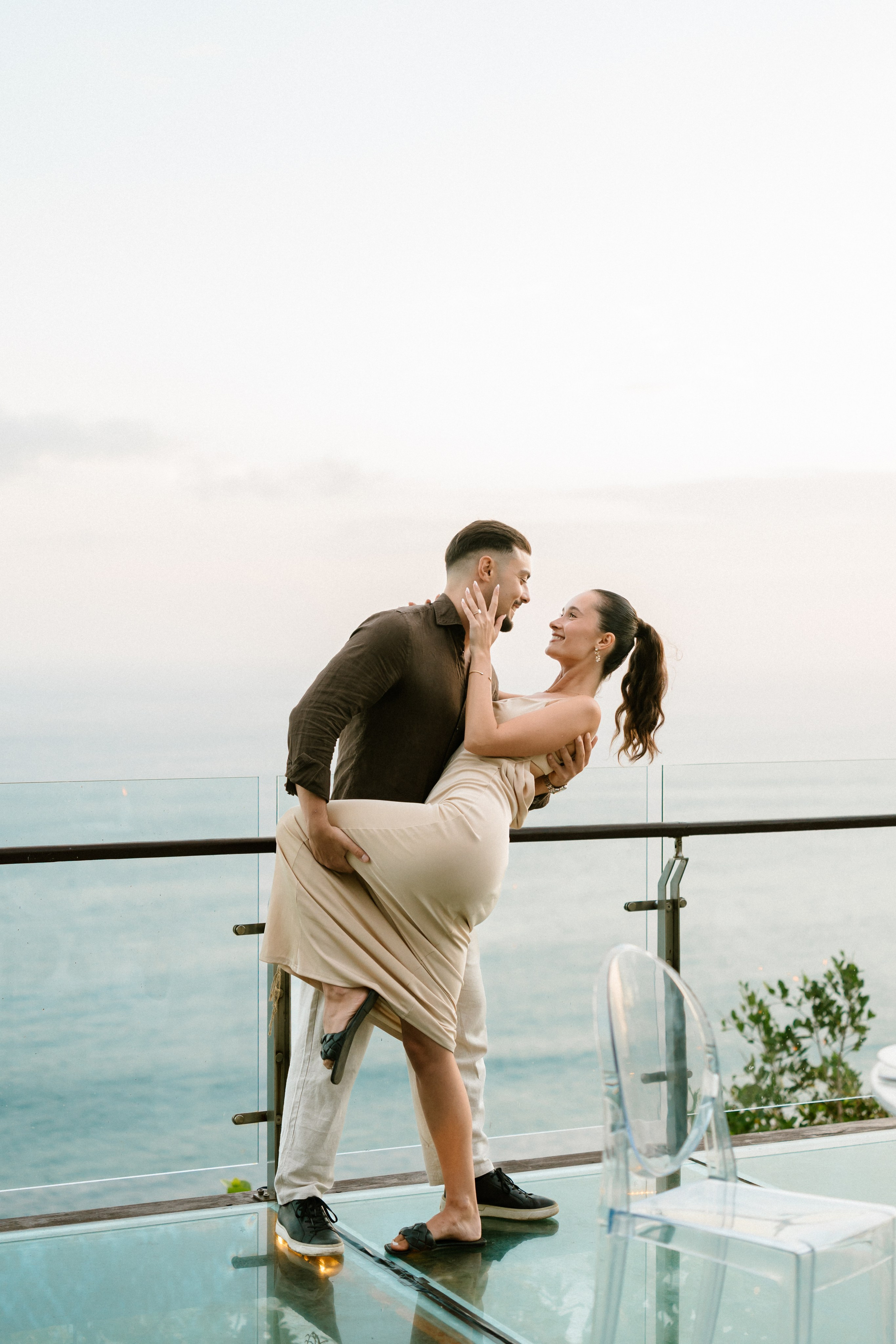 Nicolaos & Ivanna. Female Photographer in Bali