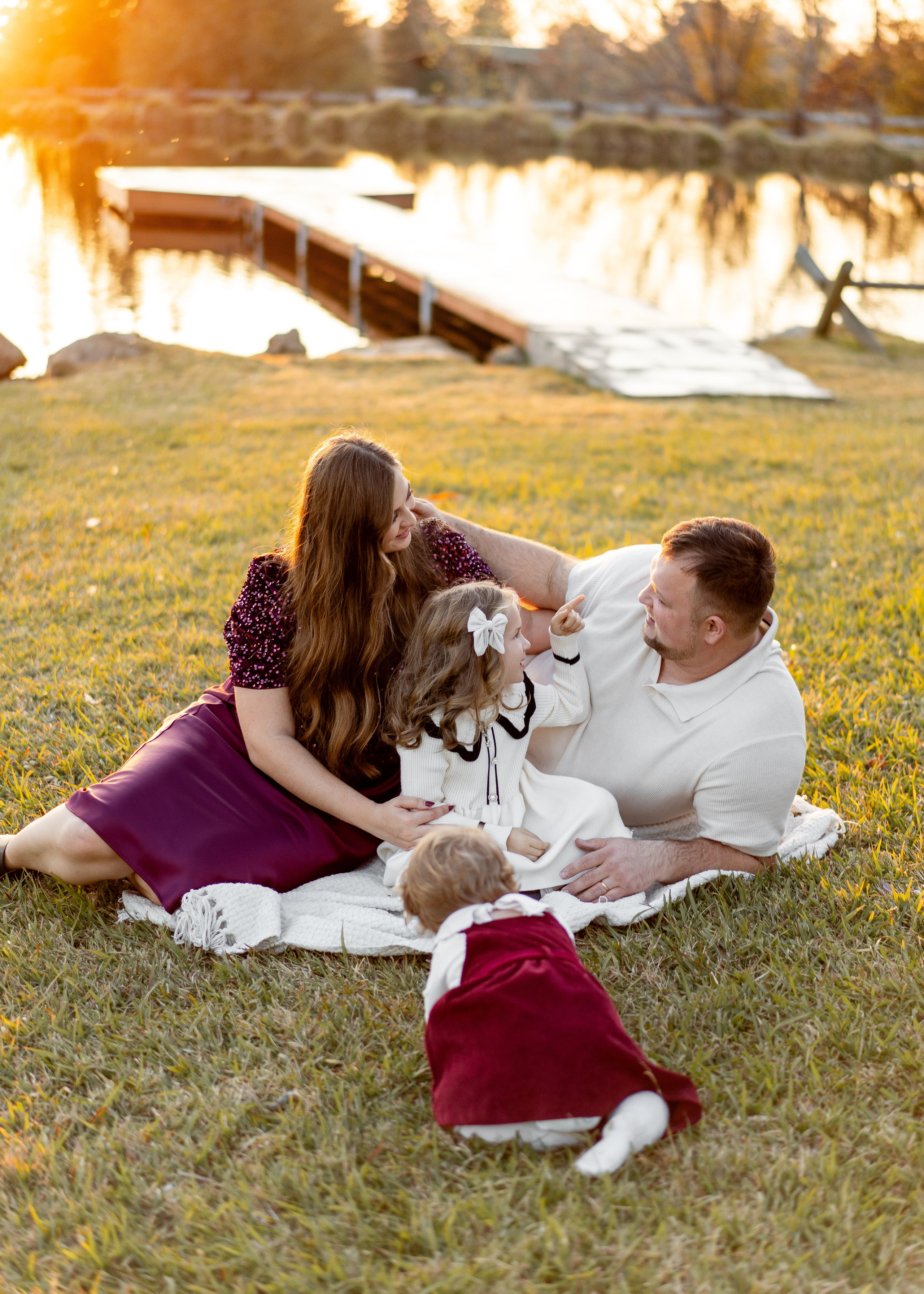 Klyushin family. Family photographer in Sacramento | Sofia Pavenko
