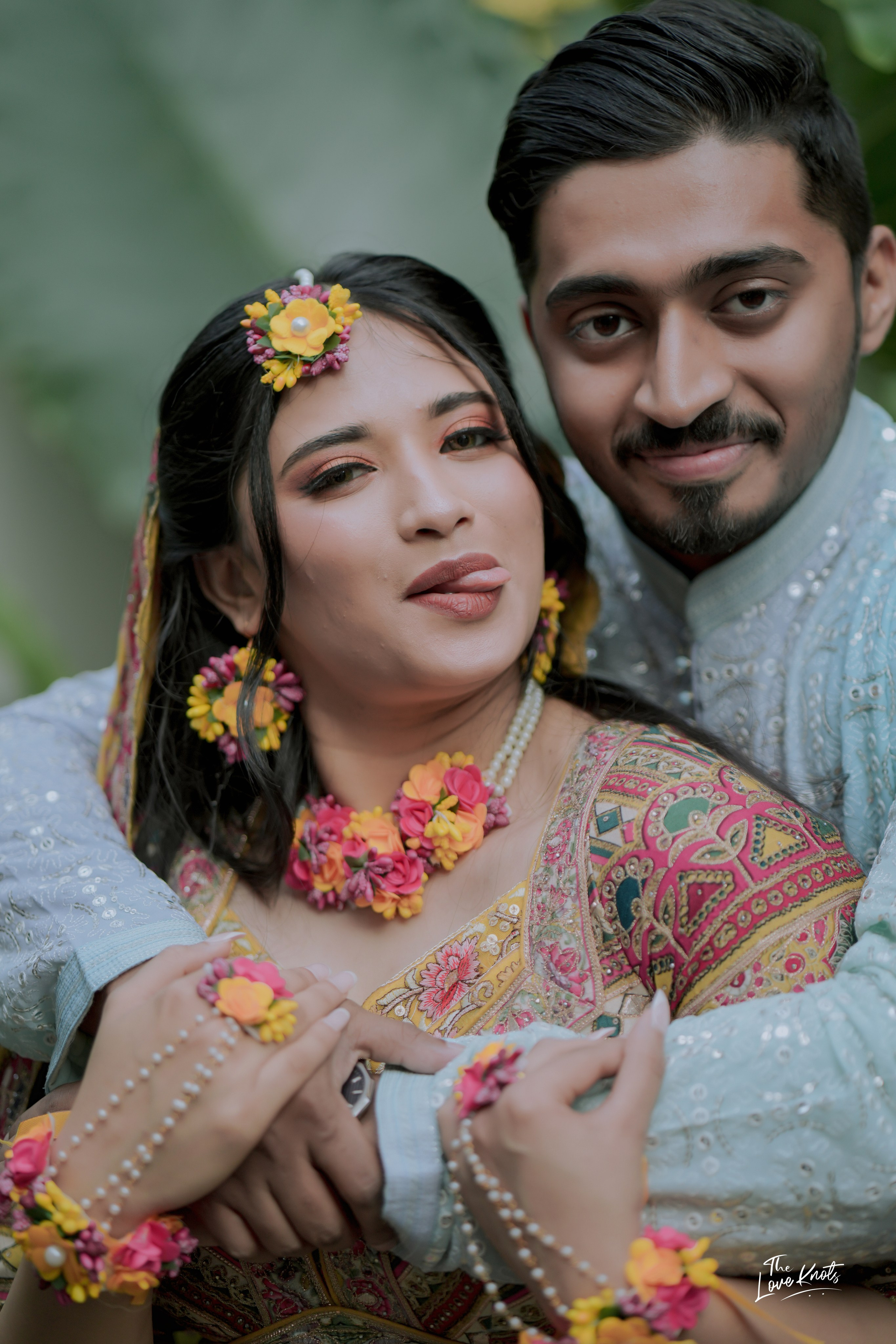 SHAHANA. Theloveknots