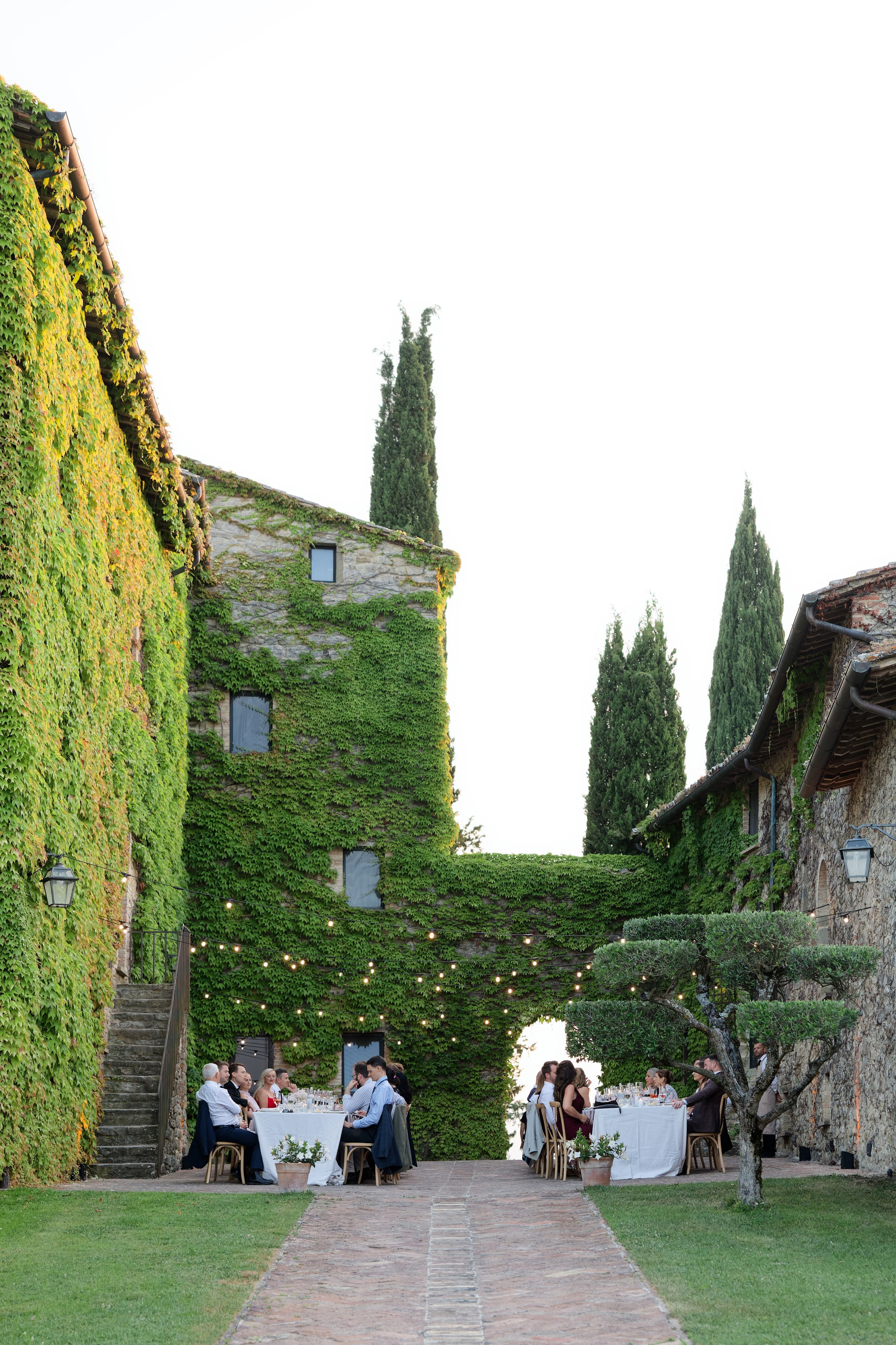 Wedding at Borgo Bastia Creti, Umbria
