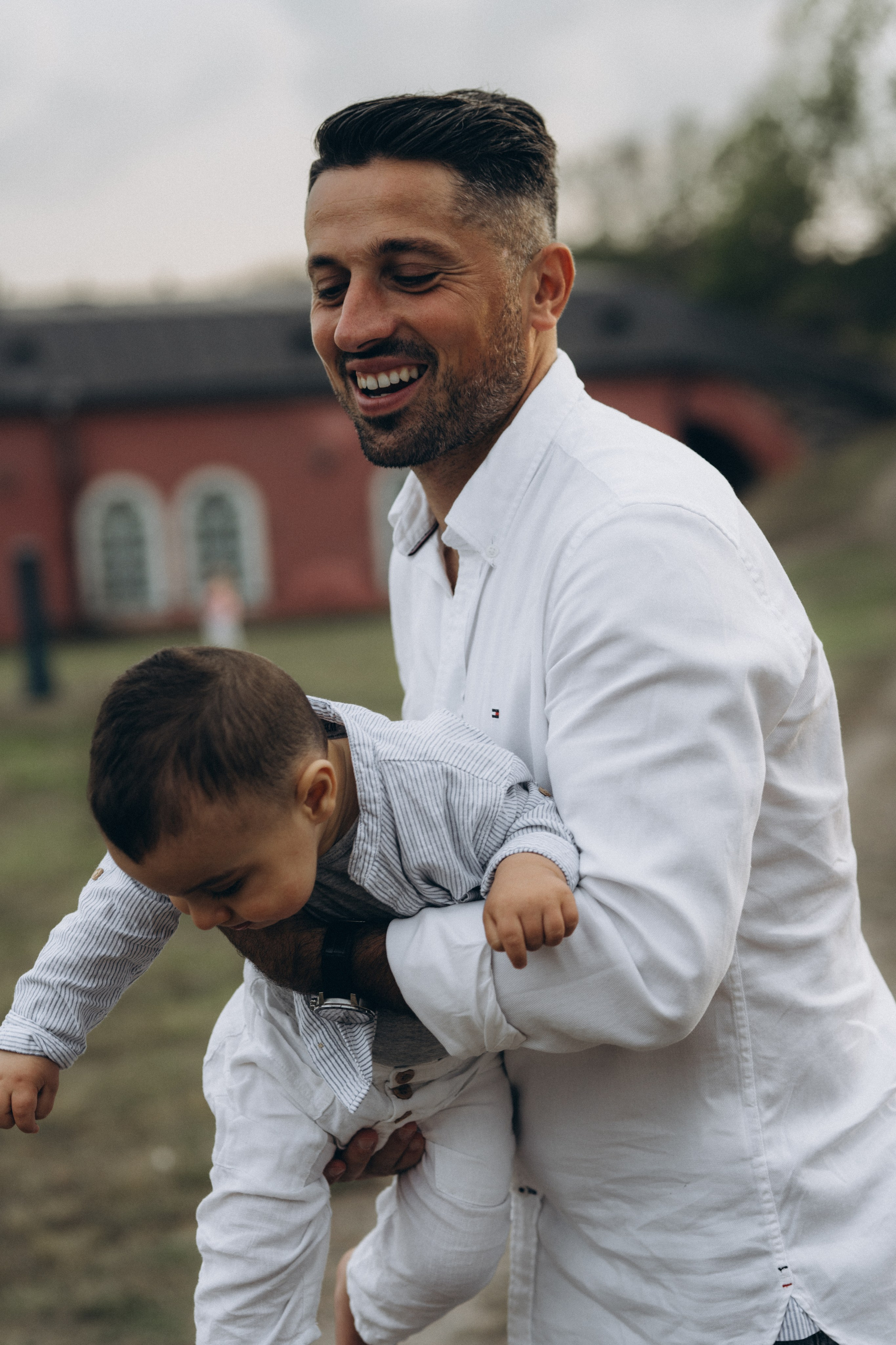Summer. Wedding and potrait photographer in Helsinki Vickan O