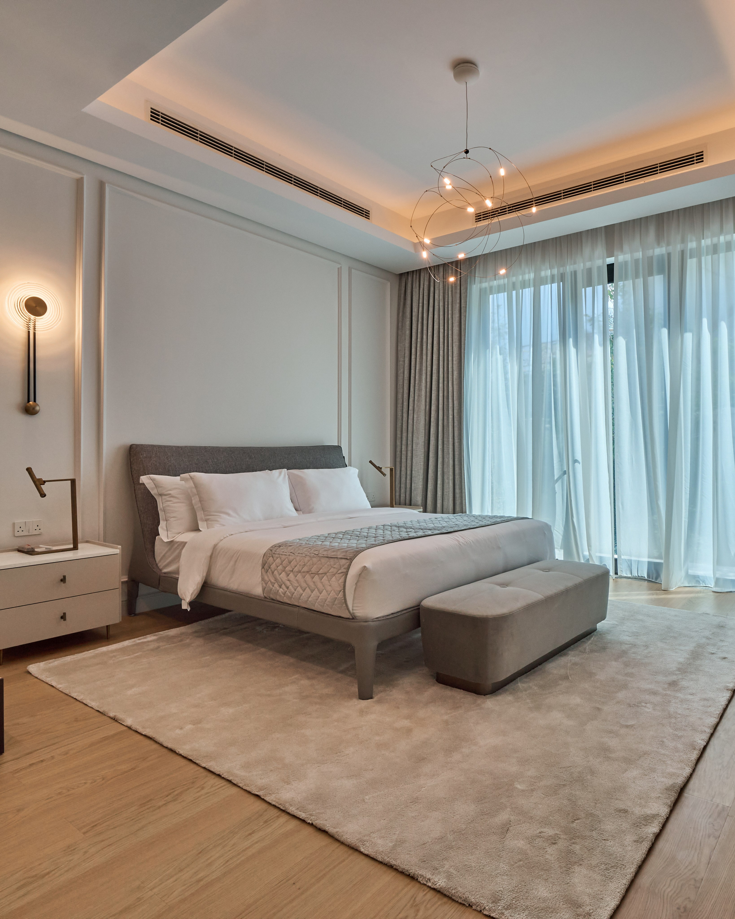 Luxury Villa Photography in Al Barari — Dubai Real Estate Portfolio. Hotel Photographer in Dubai — Interiors & Commercial by Oleg Novikov