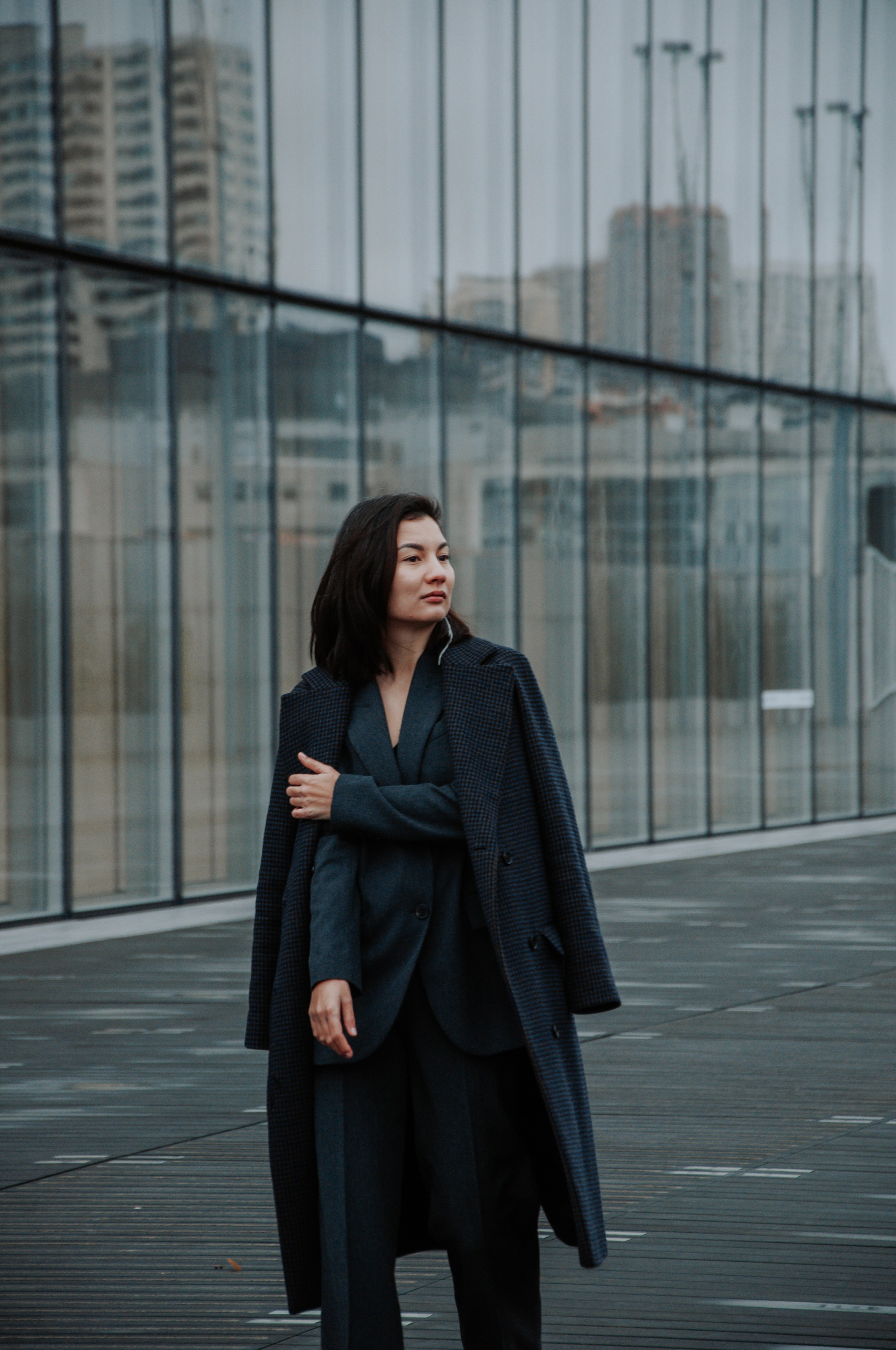 Urban photoshoot in Paris. Paris photographer — Polina Osipova