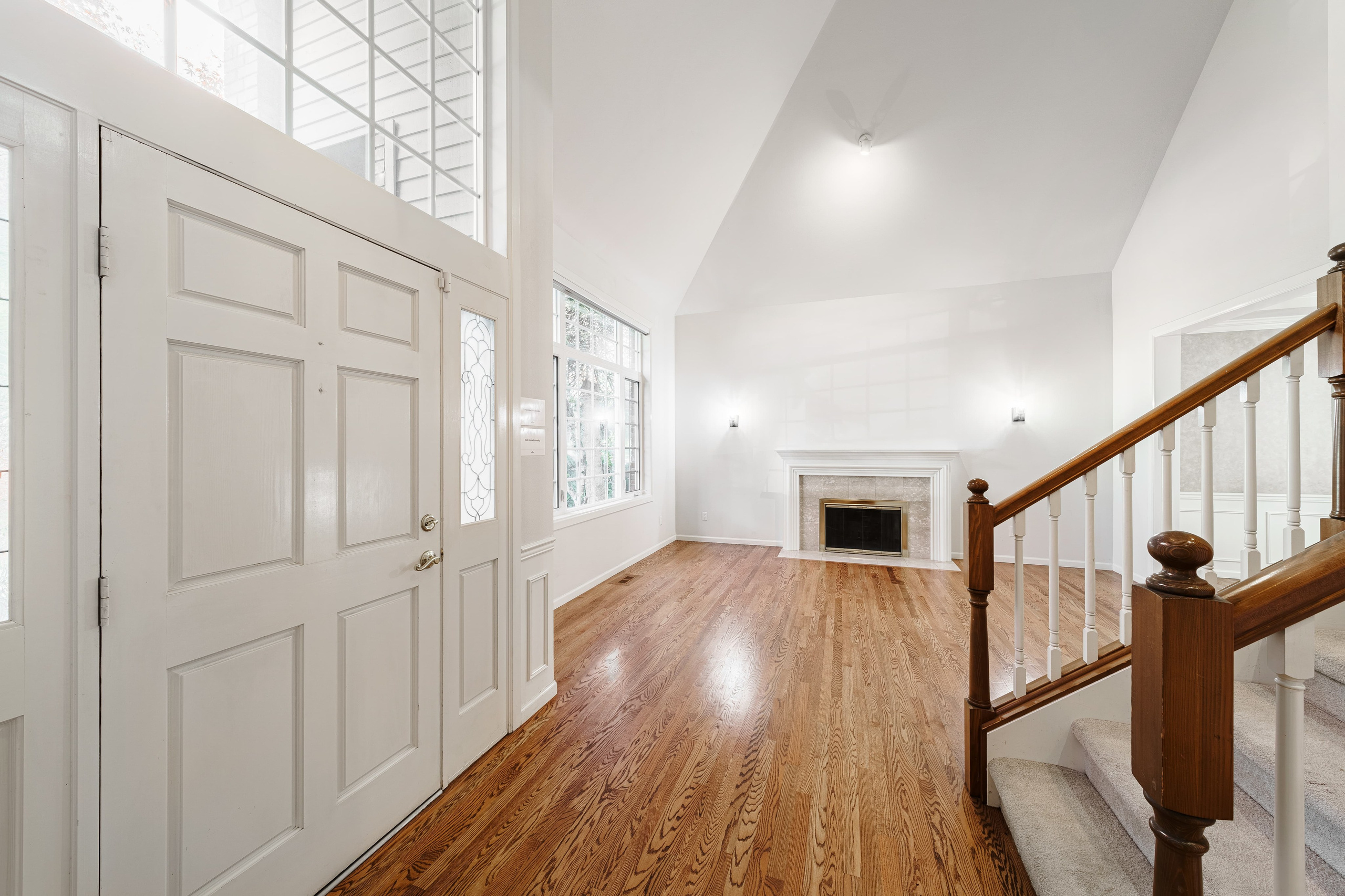 Real Estate photography. Washington state. EVAN ARISTOV WEDDING PHOTOGRAPHY — Seattle Wedding Photographer