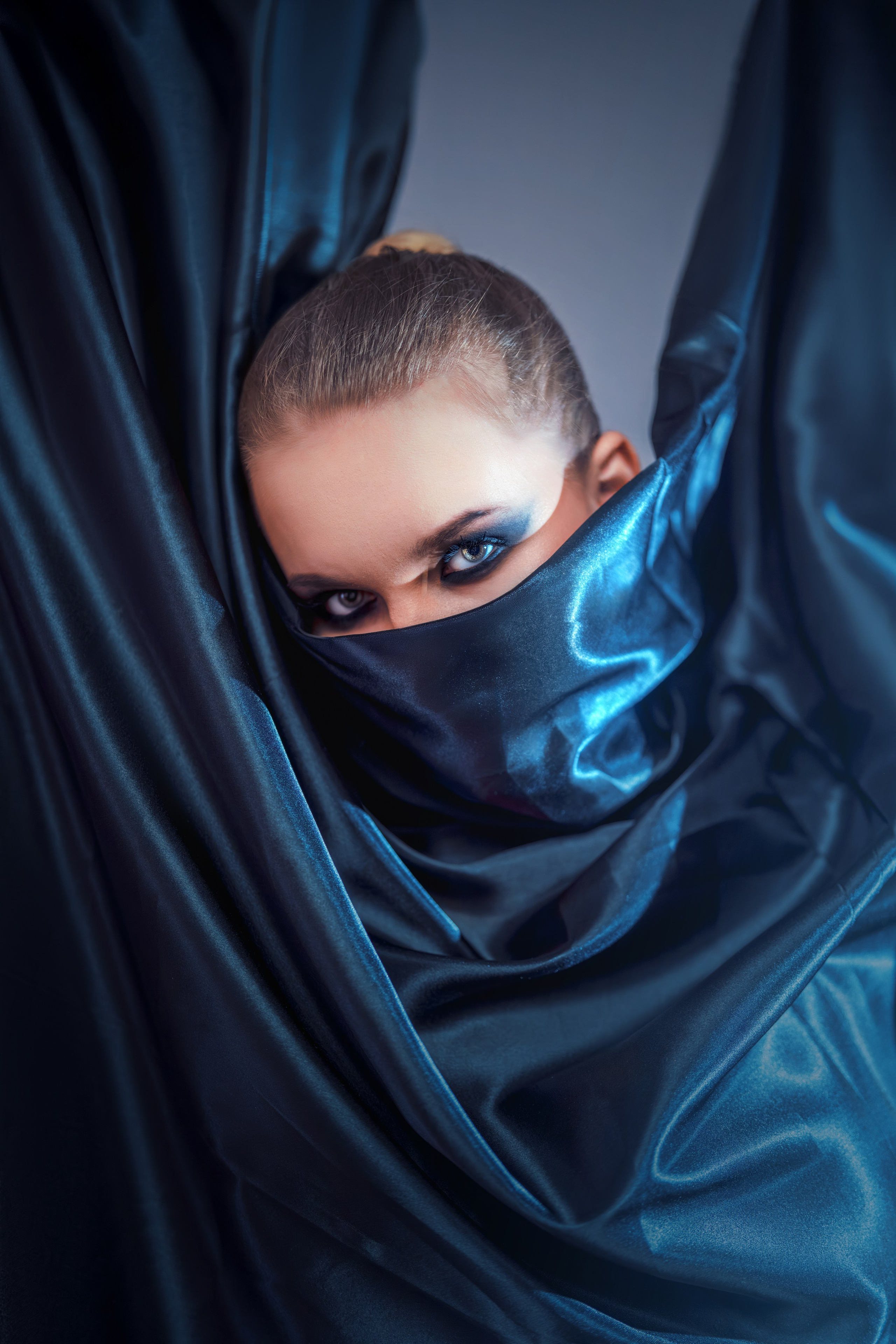 Flow Fabric. Nifty photography — коммерческий и портретный фотограф в Ташкенте. Студийная и выездная съёмка