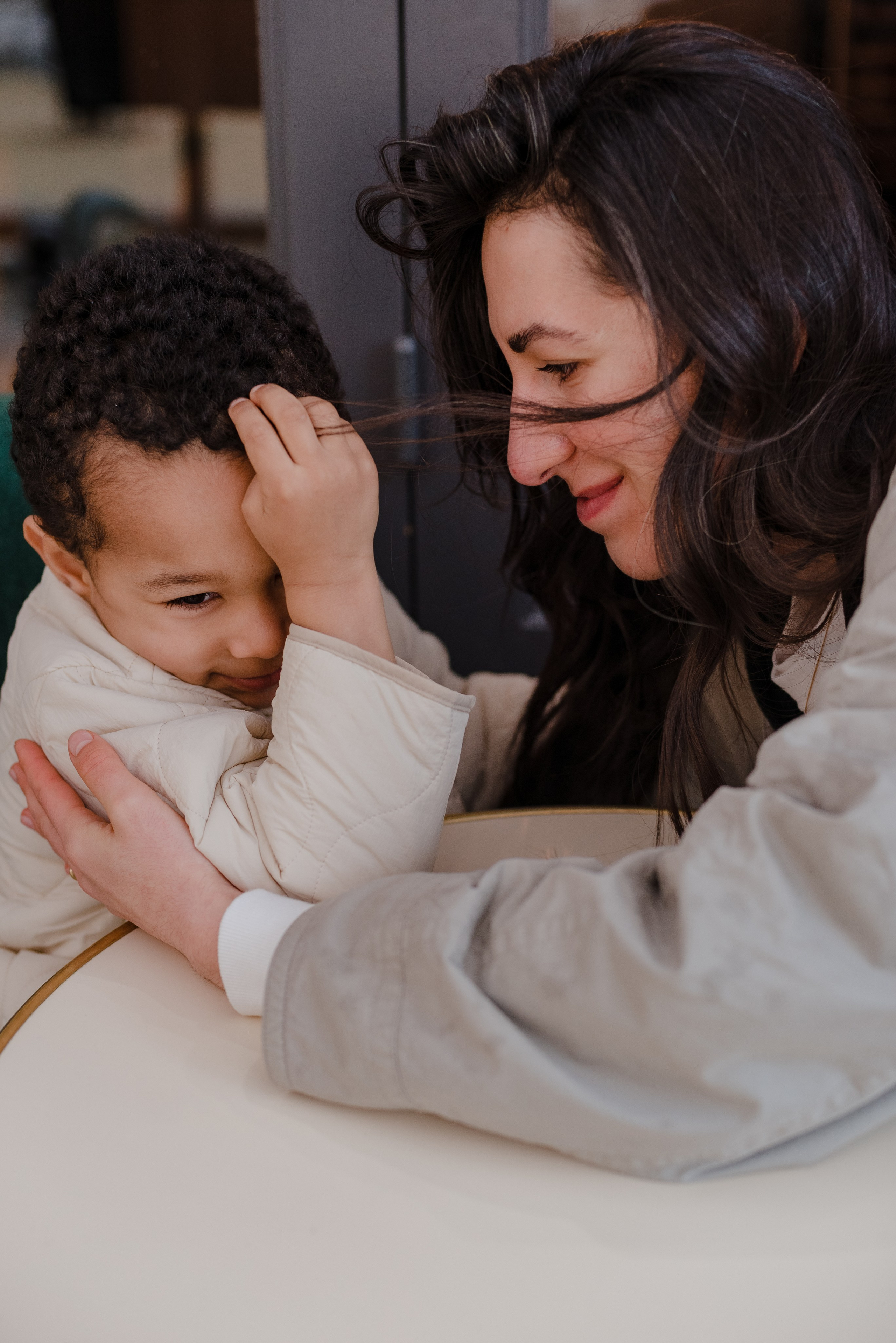 Mother and son session. Timeless Paris moment. Ksenia Marchand/ Lifestyle photographer in Paris