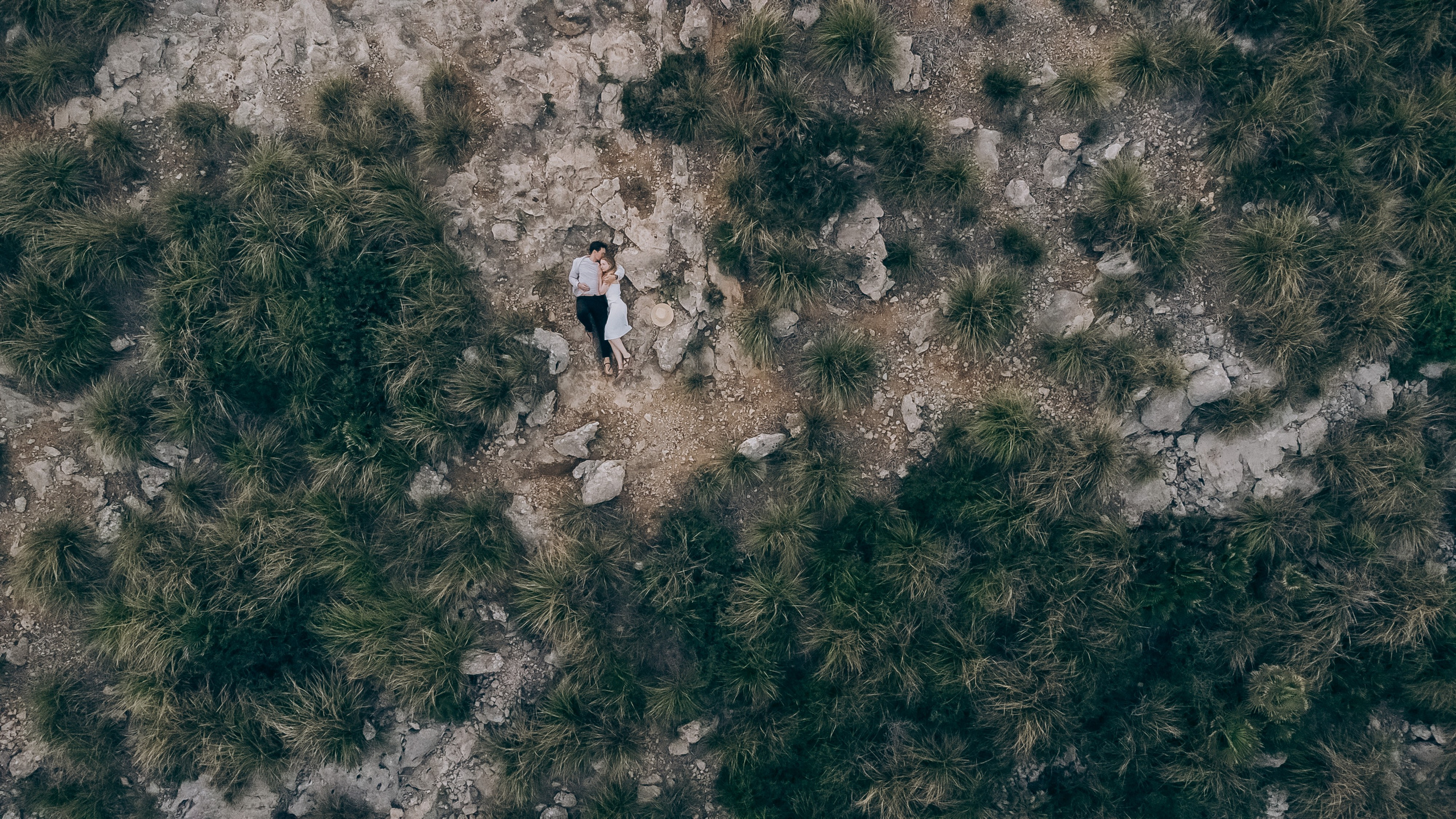 On top of the mountains and by the sea. Фотограф у Пальма де Майорка