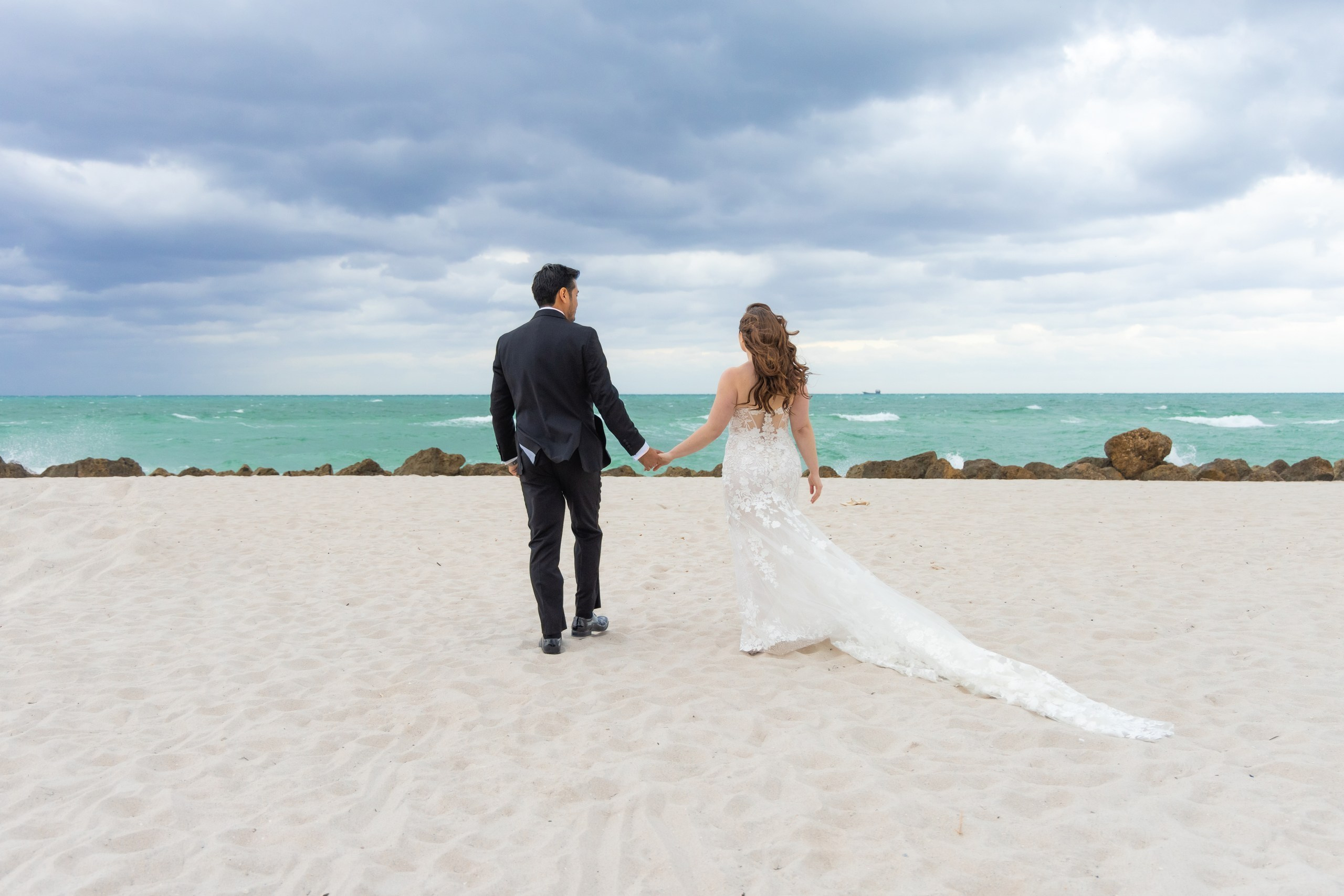 Alyssa and Daniel, The Palms Hotel, Miami. Wedding Photo & Video