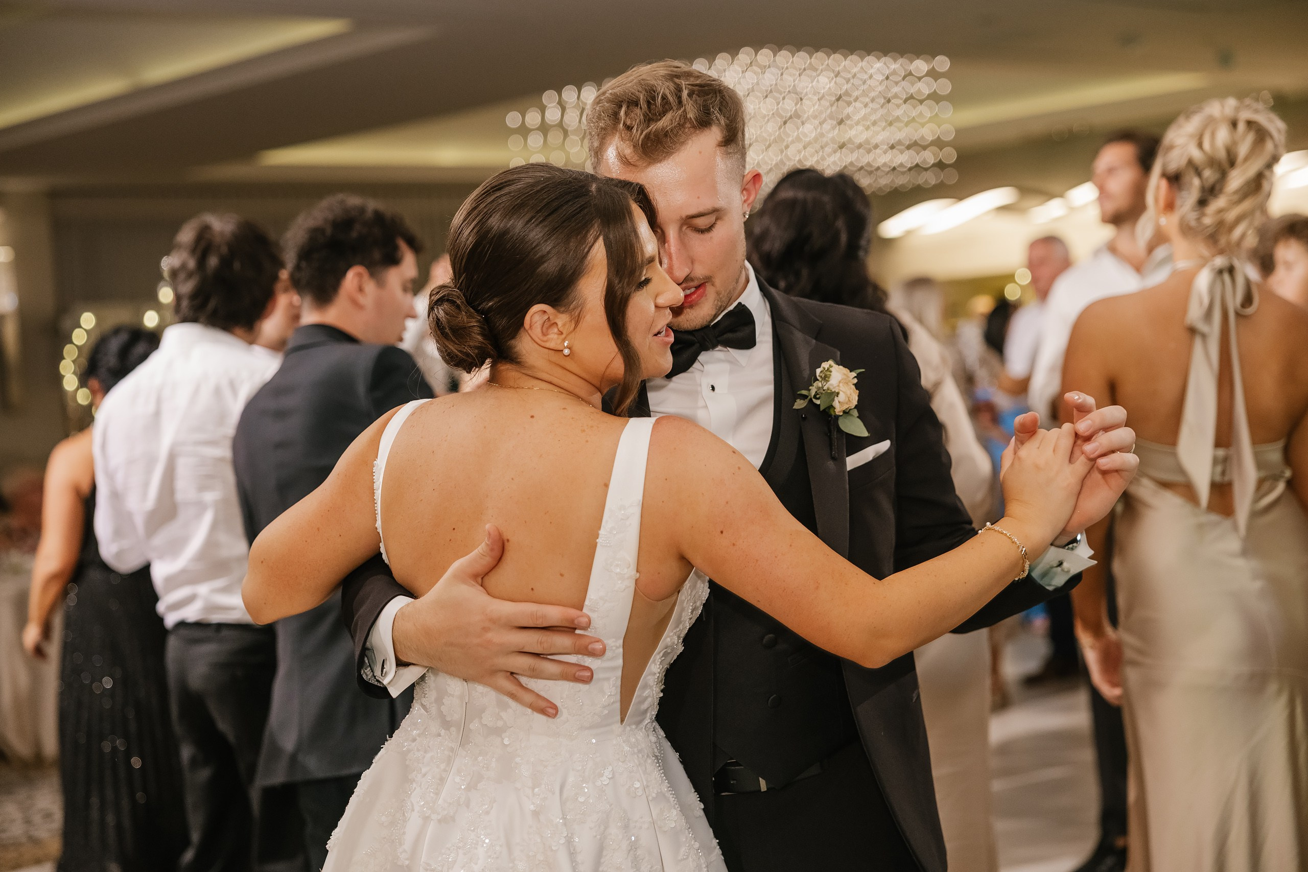 09.06.2025 Wedding. Wedding family event photographer in Chicago Nick Yushevich