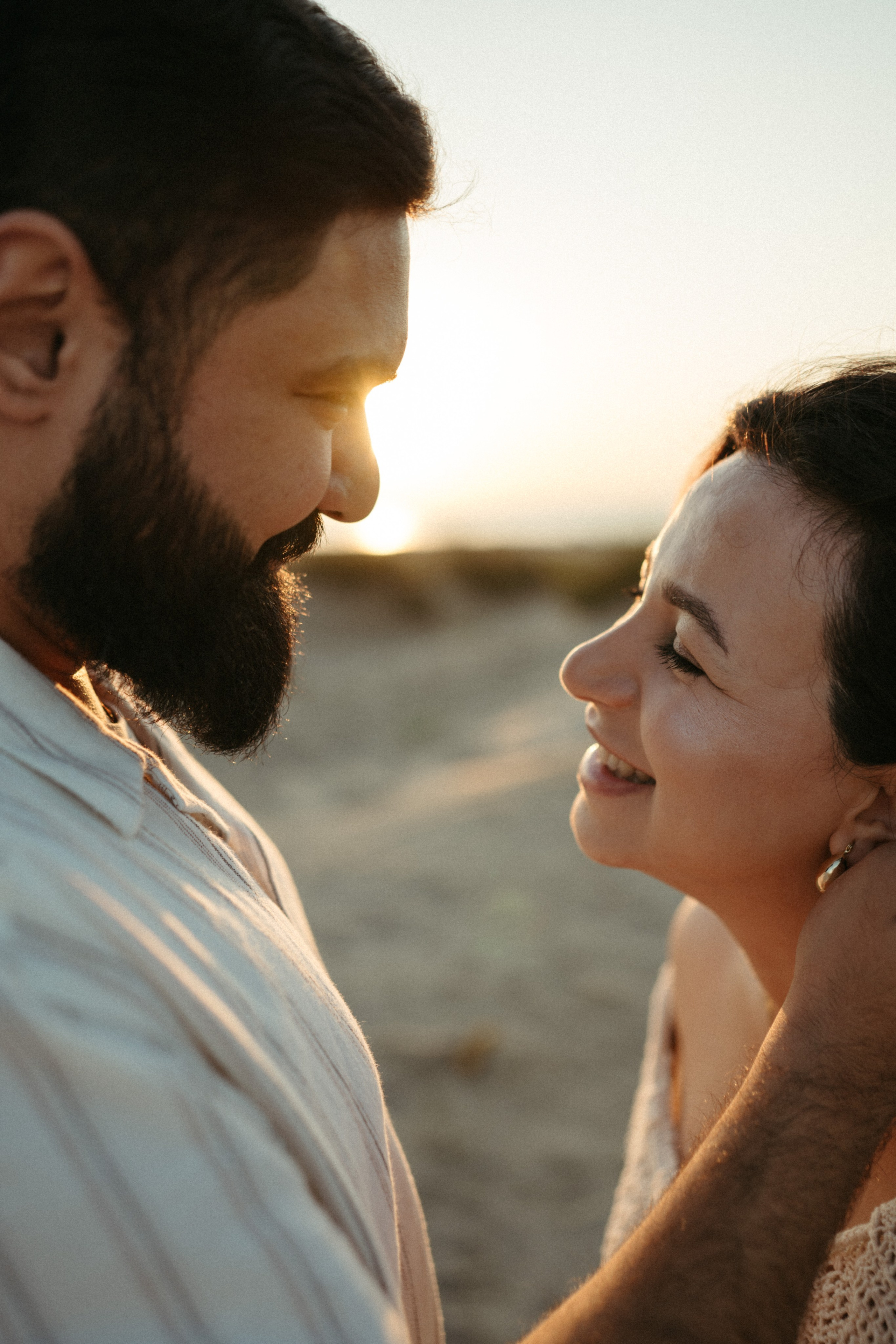 Expecting Javad. Family photographer in Saudi Arabia