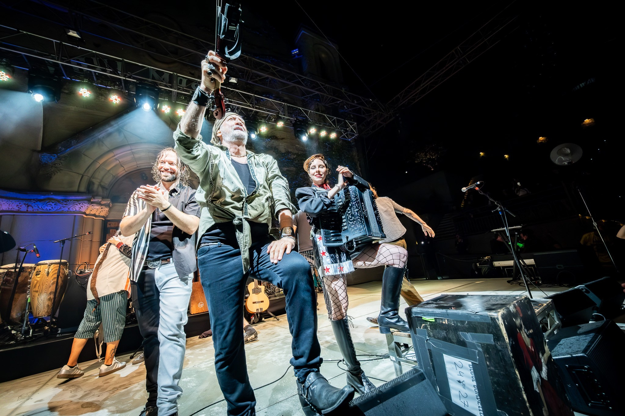 GOGOL BORDELLO / SARATOGA / CA. Reportage concert portrait photography in the San Francisco Bay Area