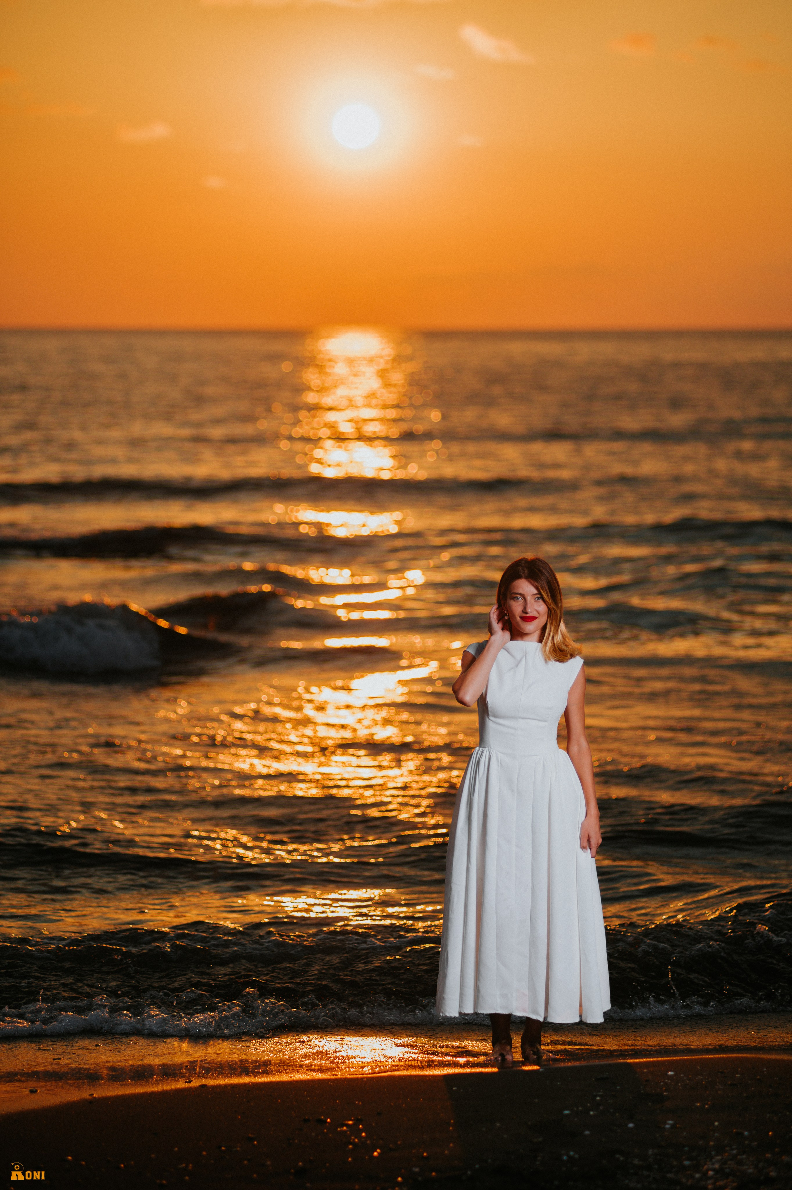 MD: ლიკა აბულაძე (Sunset). Photographer RoNi