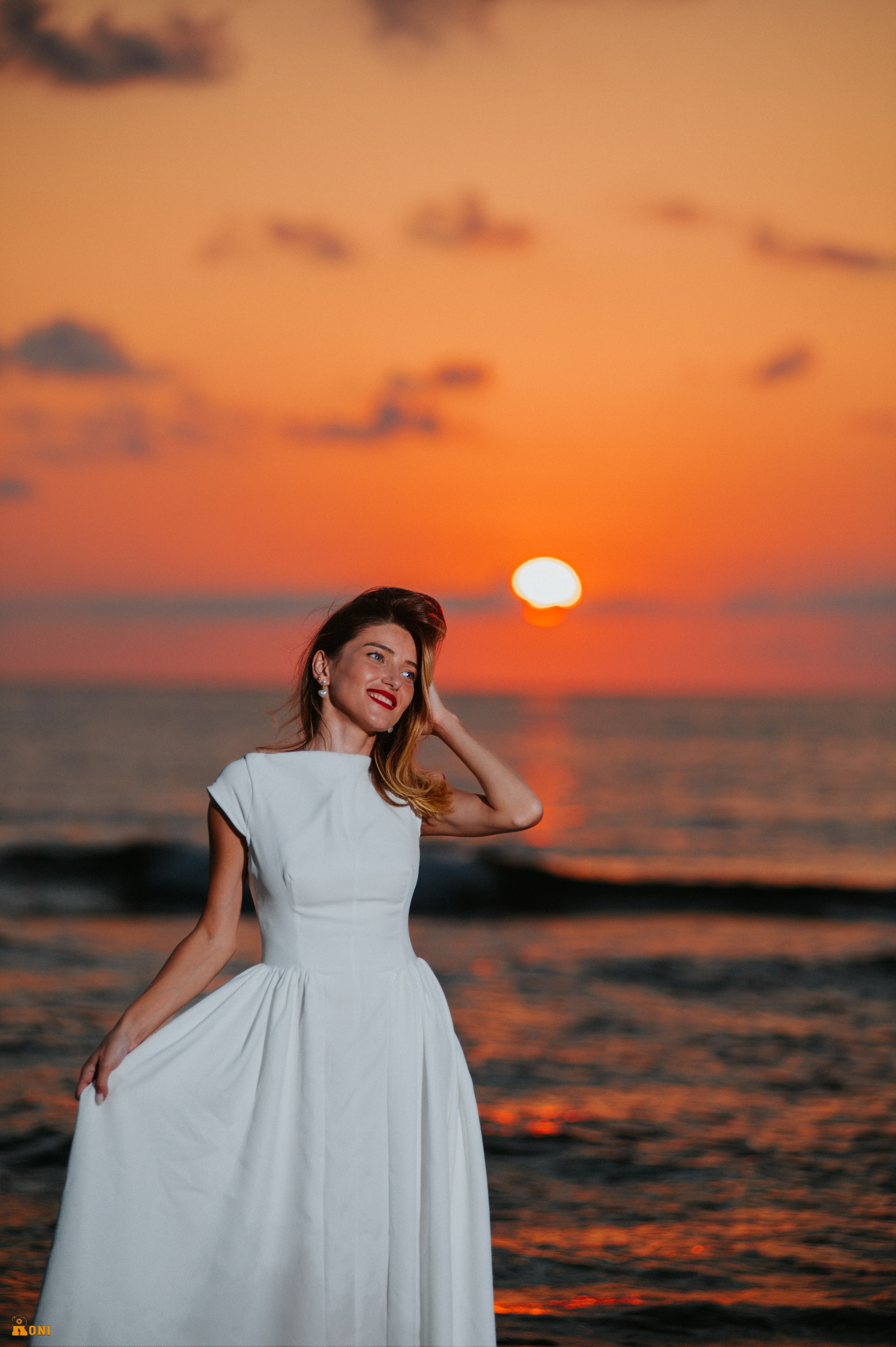 MD: ლიკა აბულაძე (Sunset). Photographer RoNi