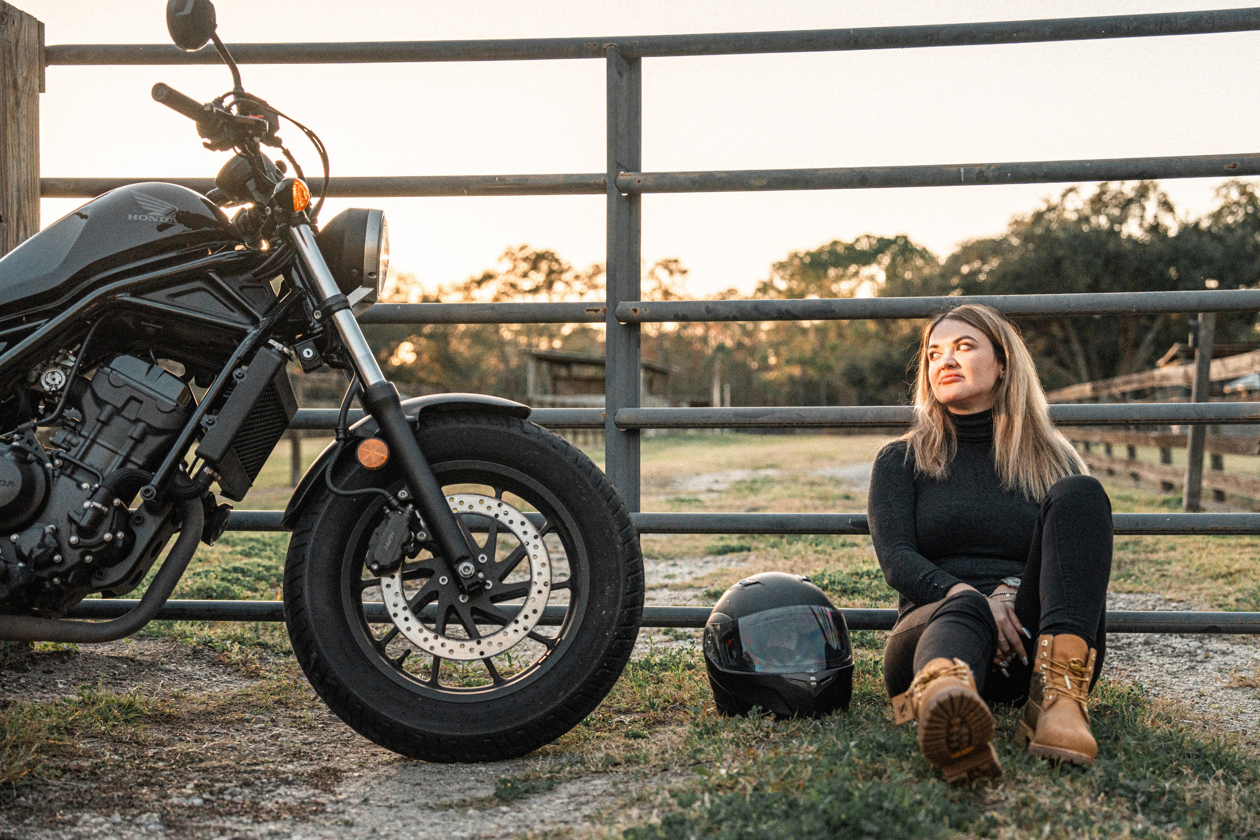 Anna on a Bike. Welcome to my video and photo world!