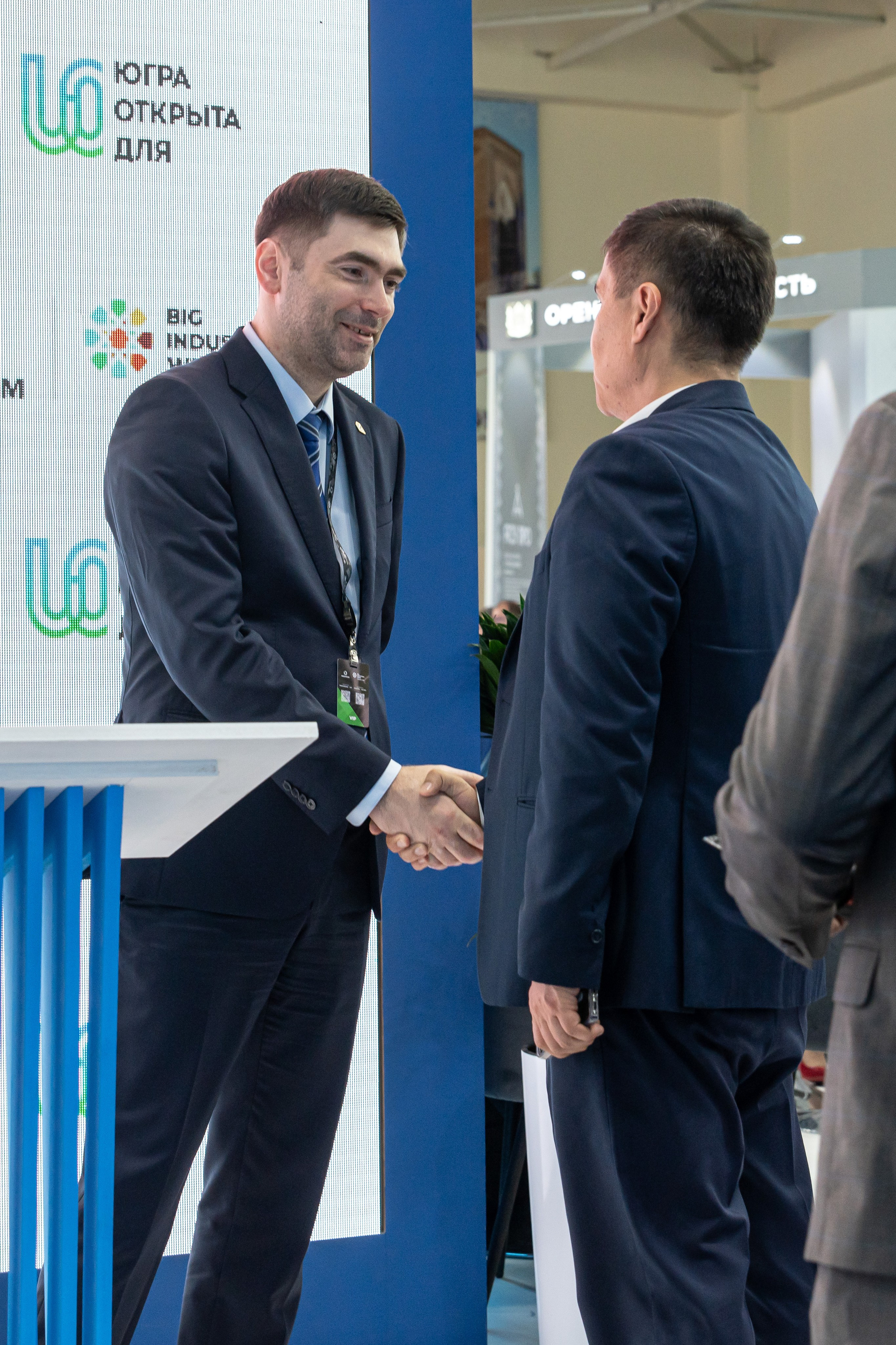 Международная промышленная выставка «ИННОПРОМ. Центральная Азия 2024». Георгий Намазов | Фотограф в Ташкенте