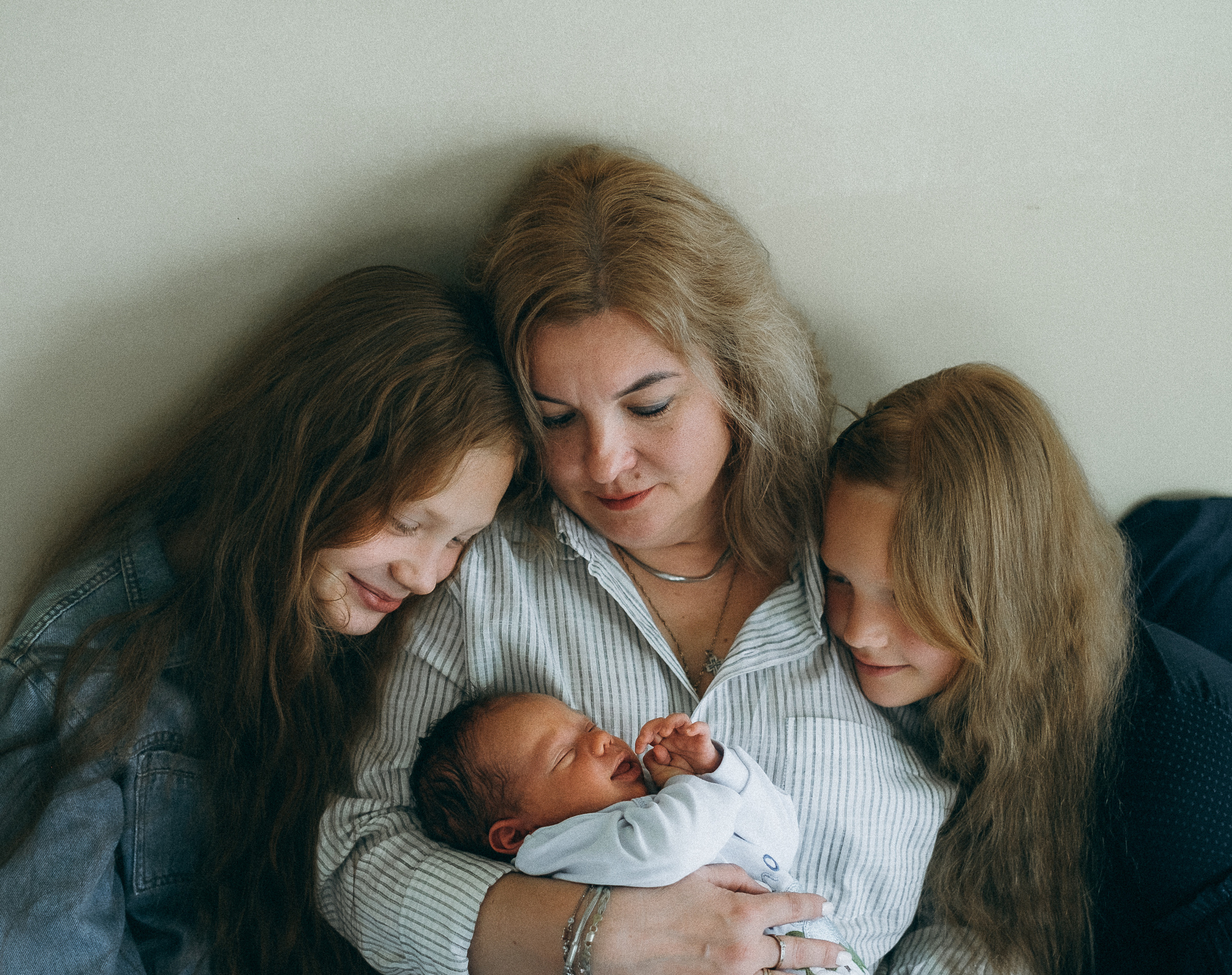 Sesión fotográfica de recién nacido  en Quito. Fotografo de familia en Quito Anastasia Eliseeva