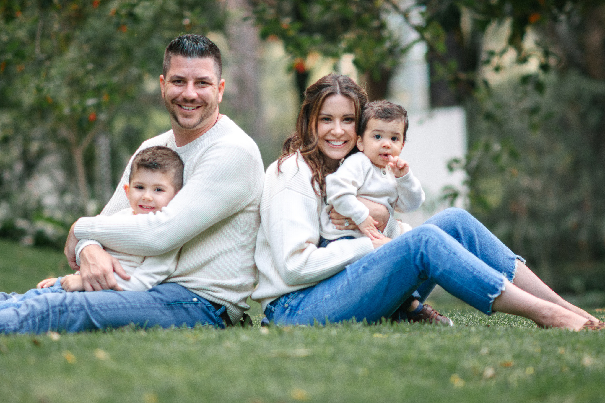 Sesión de fotos en el parque. Fotografo de familia en Quito Anastasia Eliseeva