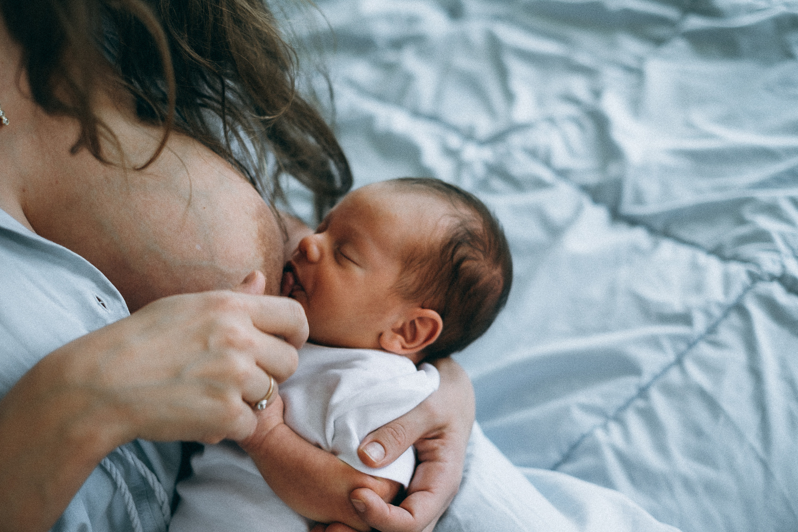 Sesión fotográfica de recién nacido  en Quito. Fotografo de familia en Quito Anastasia Eliseeva