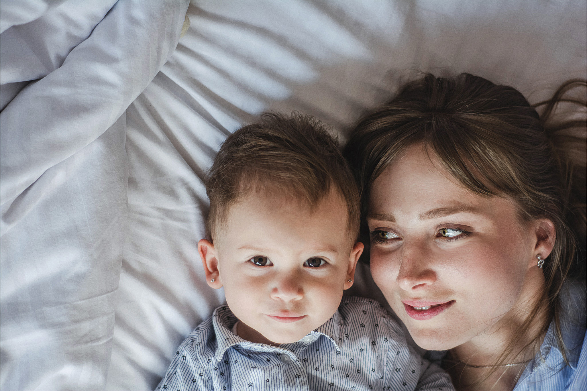 Sesión de fotos en casa Quito. Fotografo de familia en Quito Anastasia Eliseeva