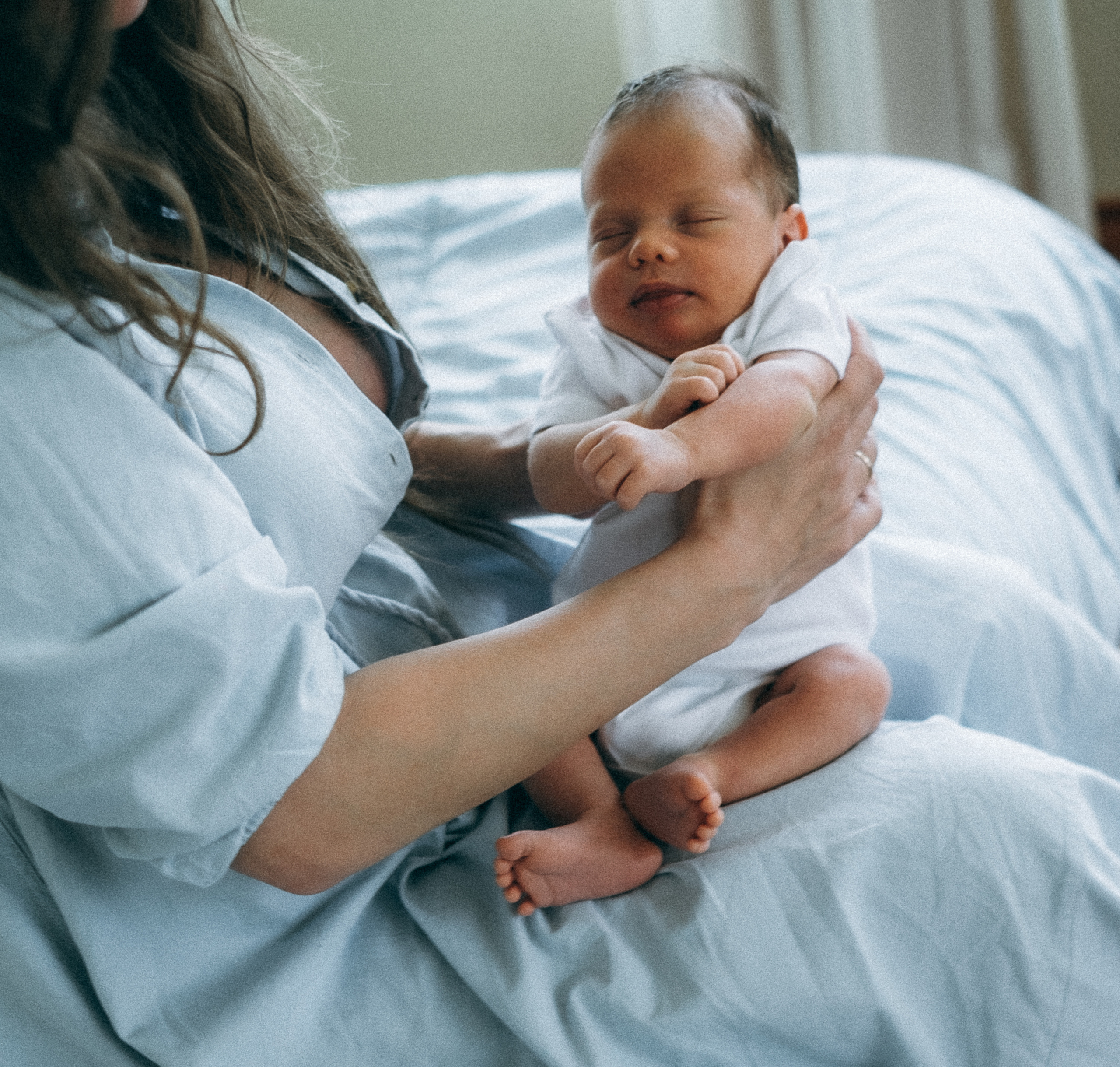 Sesión fotográfica de recién nacido  en Quito. Fotografo de familia en Quito Anastasia Eliseeva