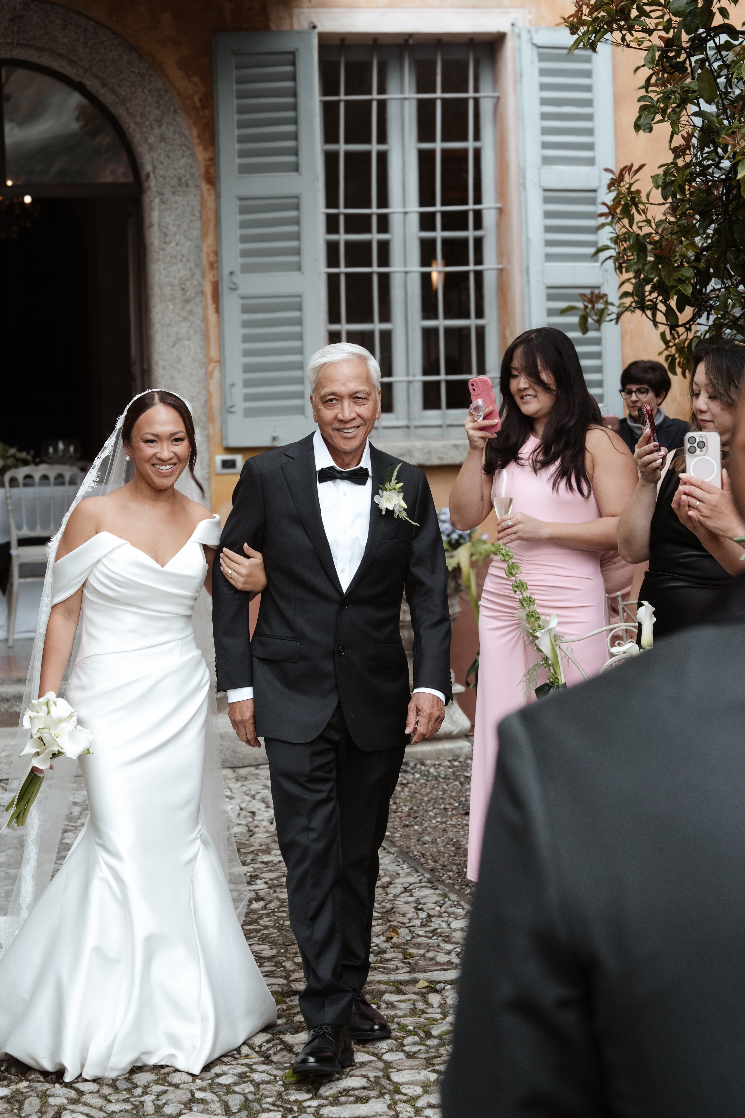 BEATRICE AND RAFAELE_LAKE COMO_Villa Regina Teodolinda. PHOTOGRAPHER IN ITALY