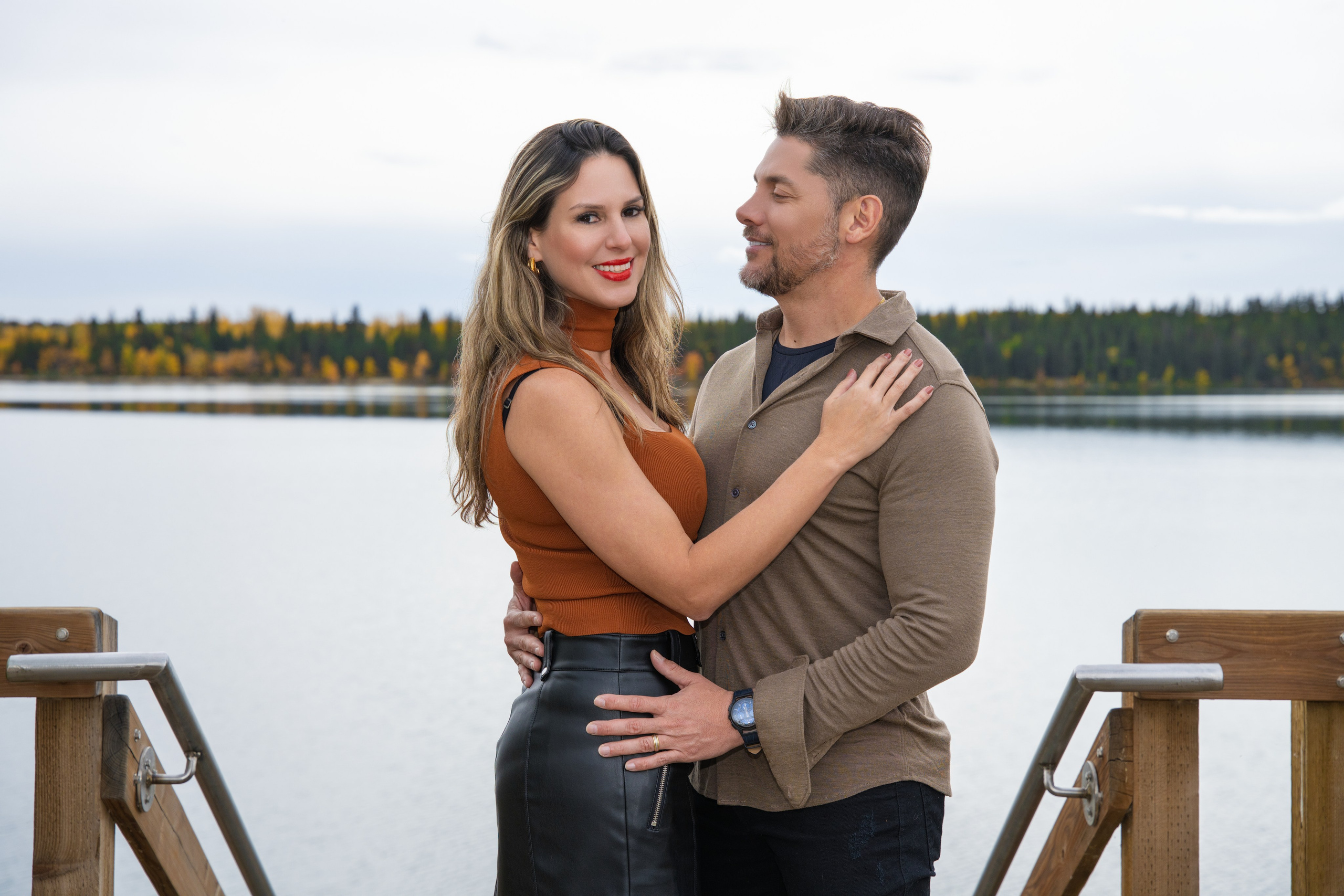 Ariana’s Family. Carlos Lima Photography — Photographer in Calgary