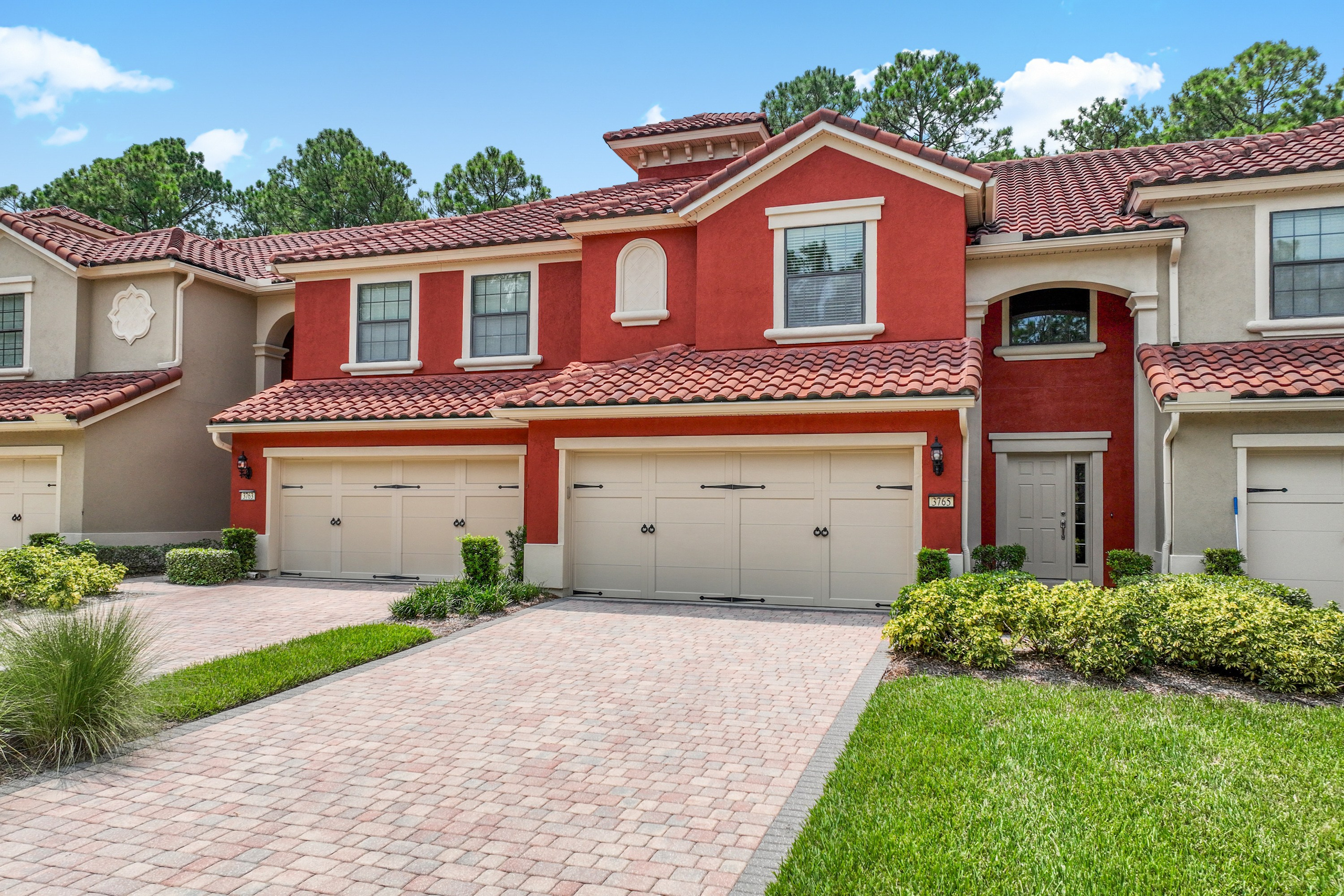 Bronze Real Estate Media Package in Jacksonville, FL | Jax Realty Visuals