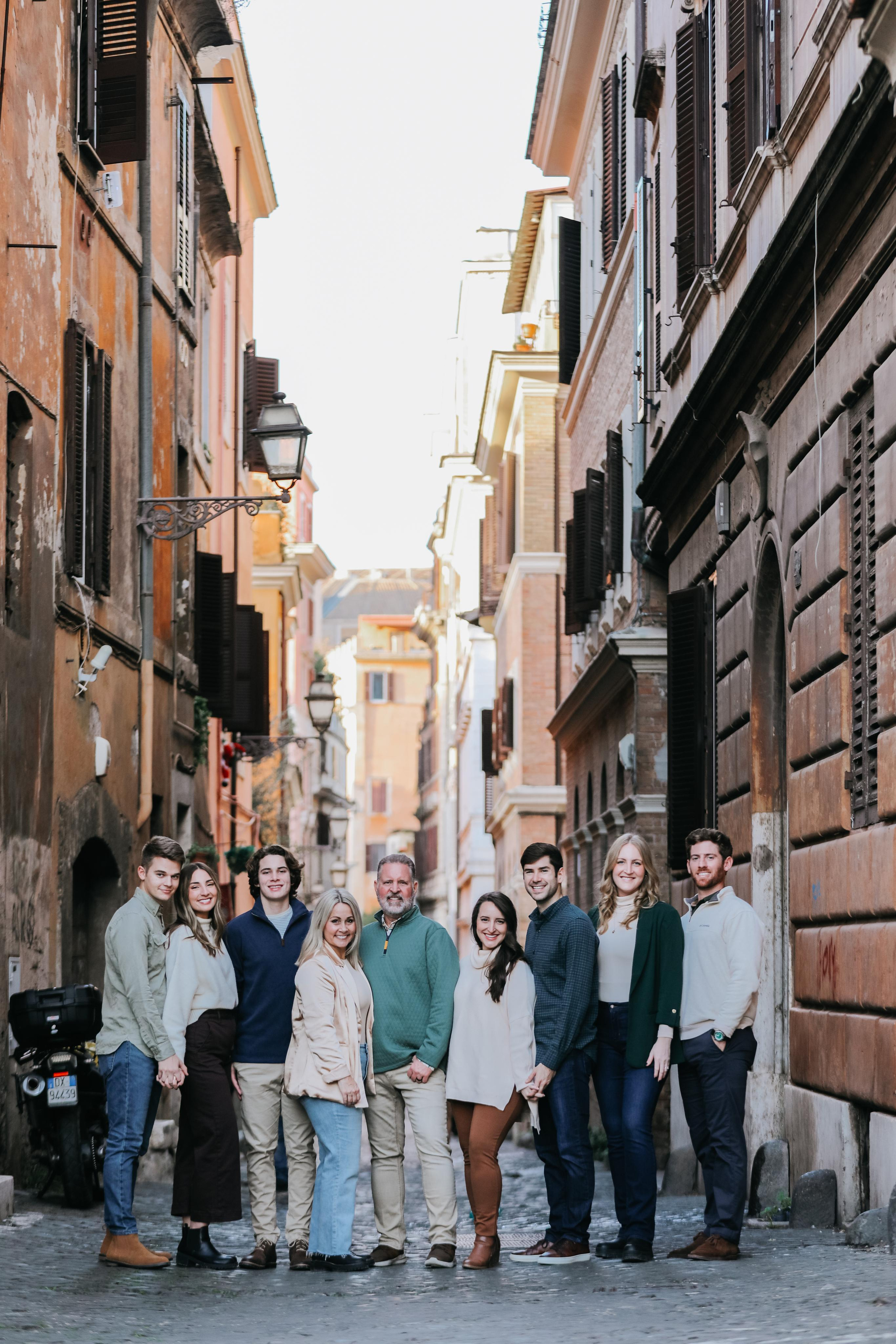Family photoshoot in Rome. Photographer in Rome