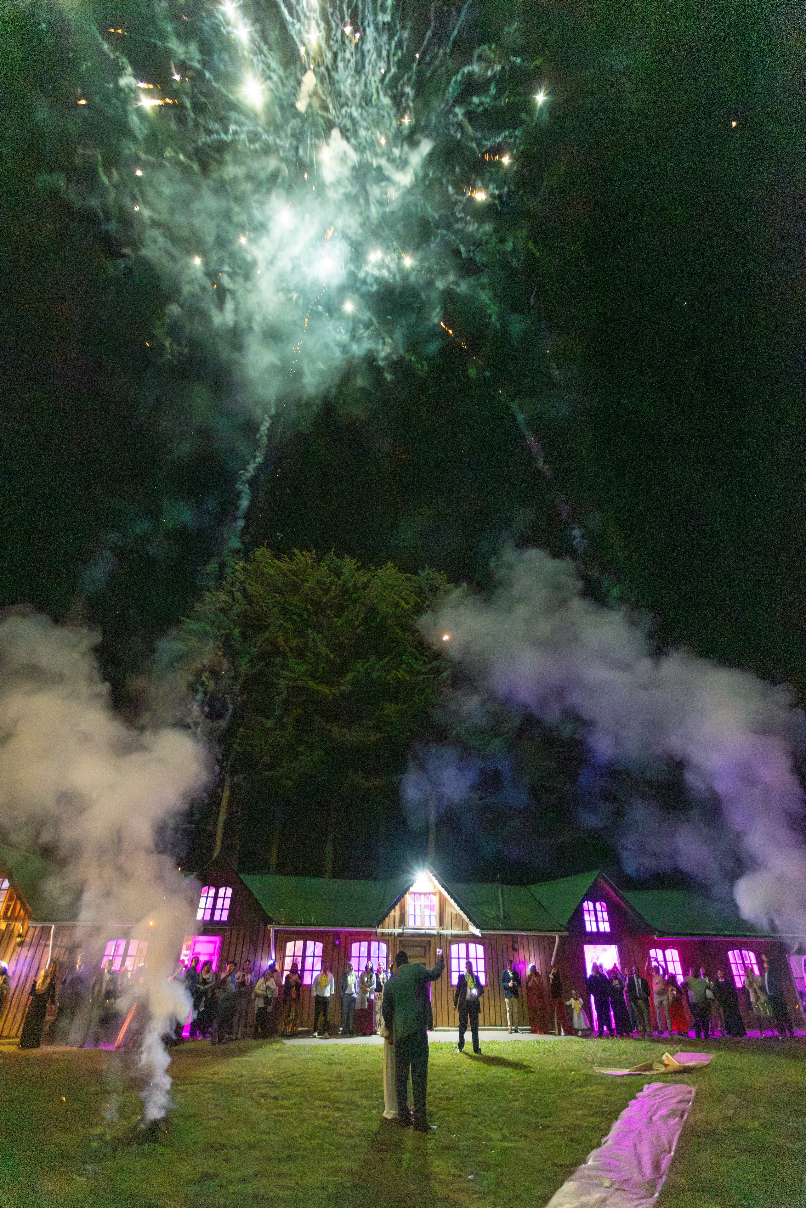 Elizabeth & Luis. Dinka & Emilio - El arte de preservar lo que no se repite