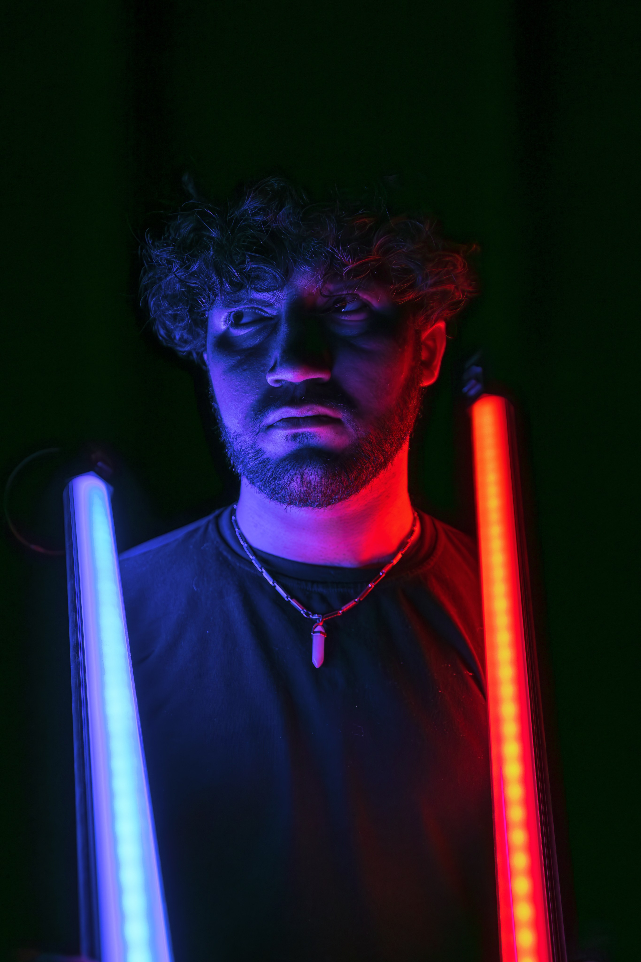 Farrukh. Nifty photography — коммерческий и портретный фотограф в Ташкенте. Студийная и выездная съёмка