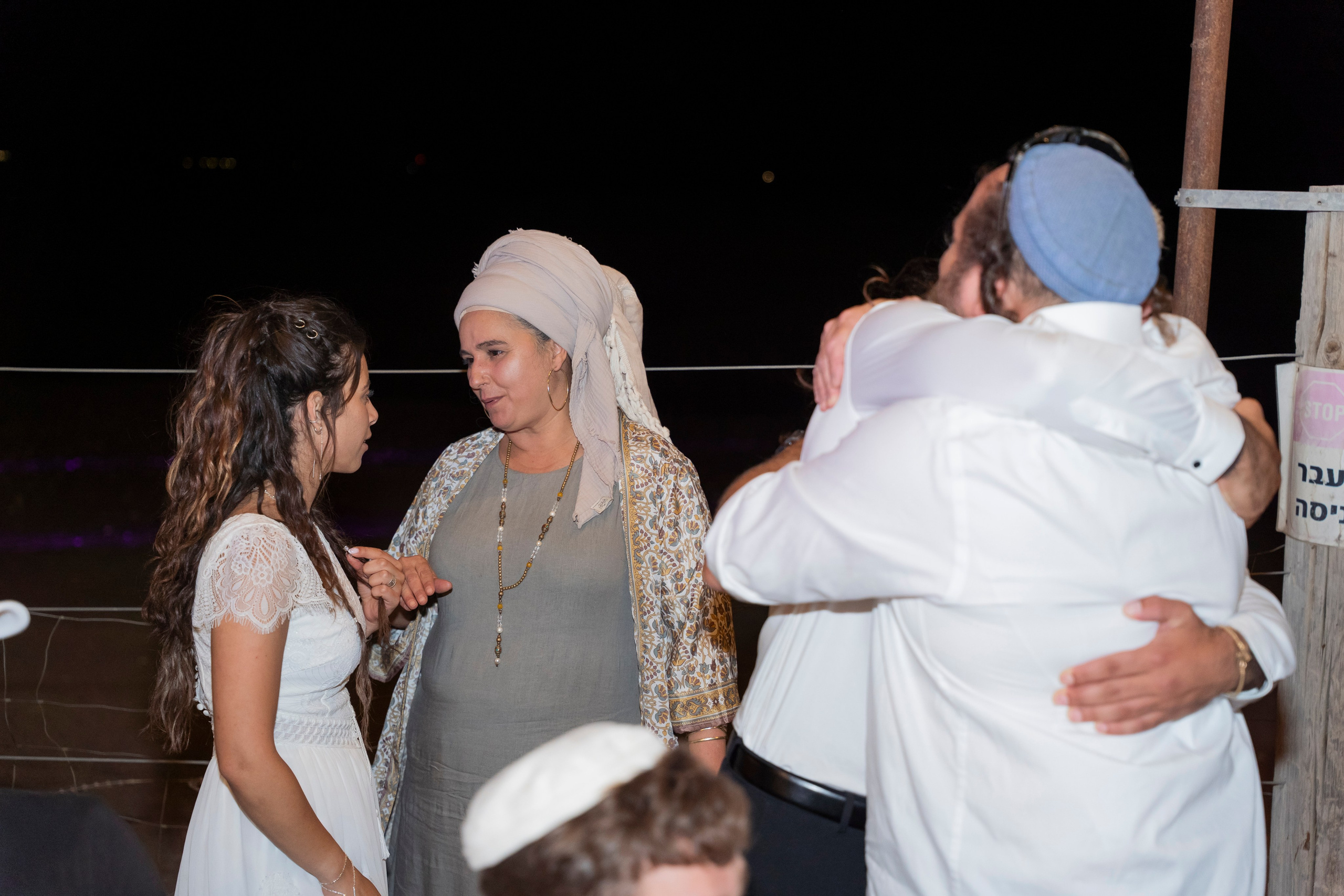 אביה ואחיה. יוסף מזרחי צילום חתונה, ברית וזוגיות. צלם מקצועי שאוהב להוציא אתכם הכי יפים ברגעים הכי מרגשים