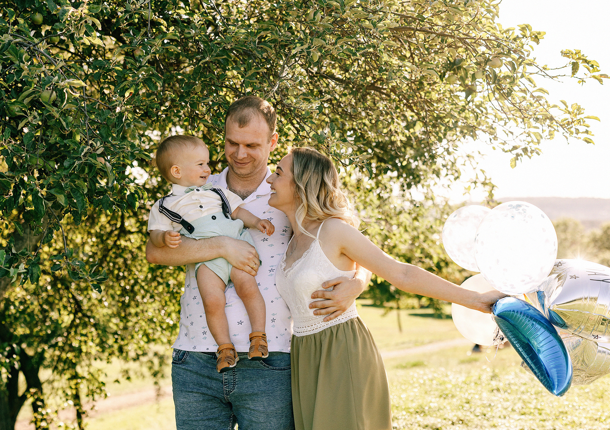 Тимофею 1 годик. Family and wedding photographer in Prague Natalia Fedori