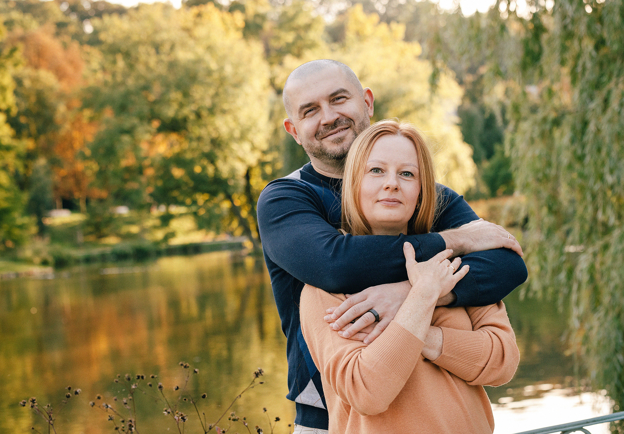 Виолетта и Георгий с детьми в парке. Семейный и свадебный фотограф в Праге Наталья Федори