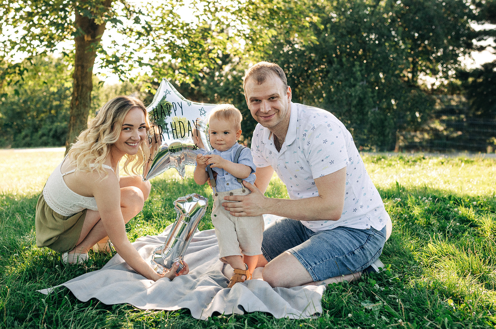 Тимофею 1 годик. Family and wedding photographer in Prague Natalia Fedori