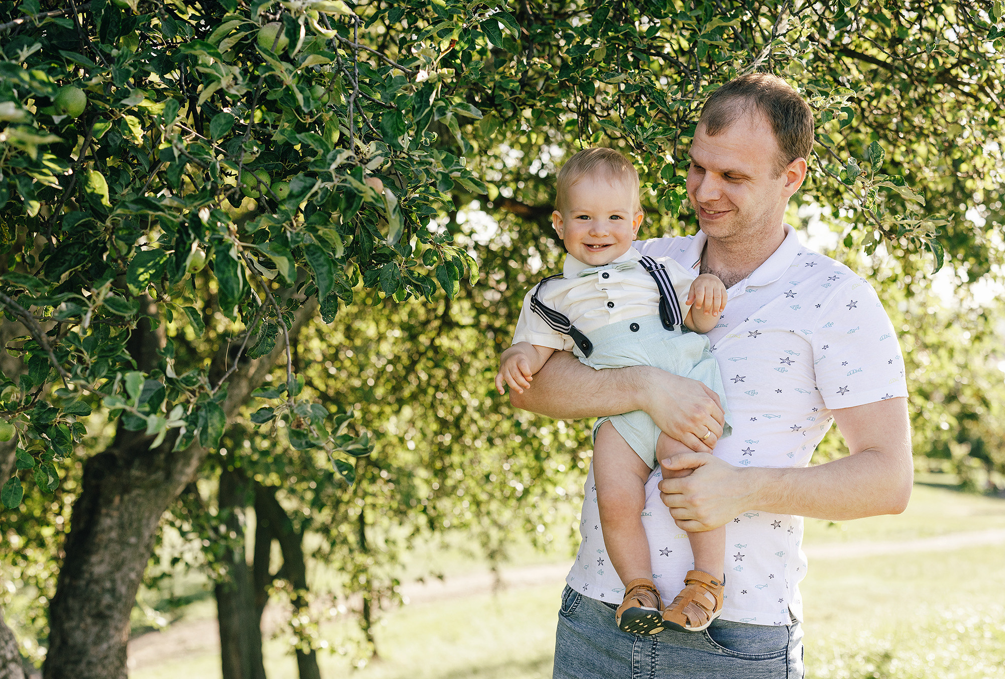 Тимофею 1 годик. Family and wedding photographer in Prague Natalia Fedori
