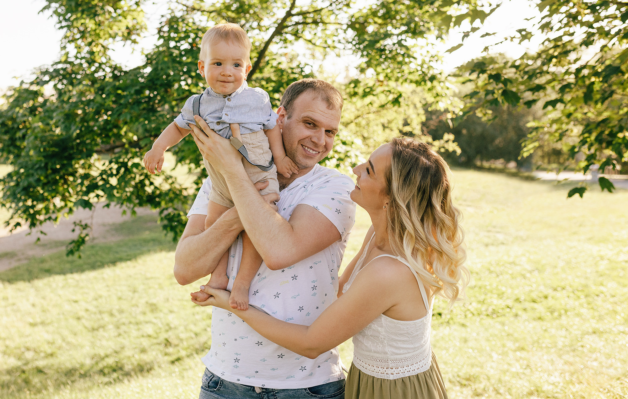 Тимофею 1 годик. Family and wedding photographer in Prague Natalia Fedori