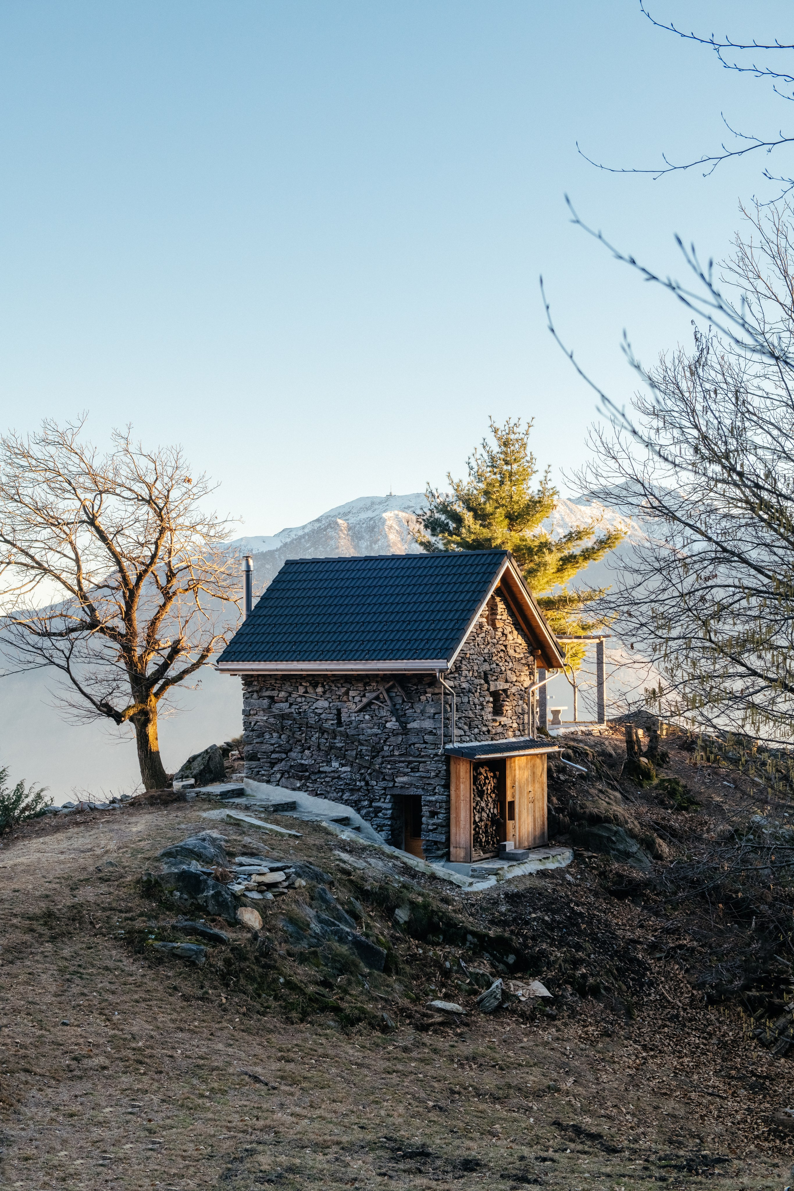 Rustico, VAL RESA, TICINO. Hallo! Ich bin Elena und arbeite als Immobilienfotografin