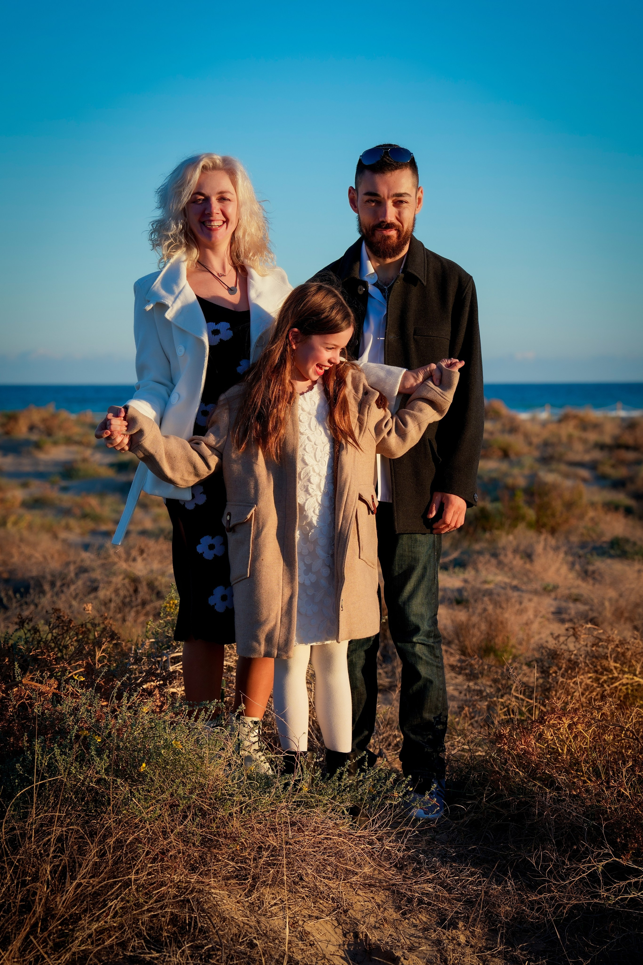 OLENA Y VASY. Fotógrafa Olena Petryk. Realizo sesiones de fotos en Puerto de Sagunto