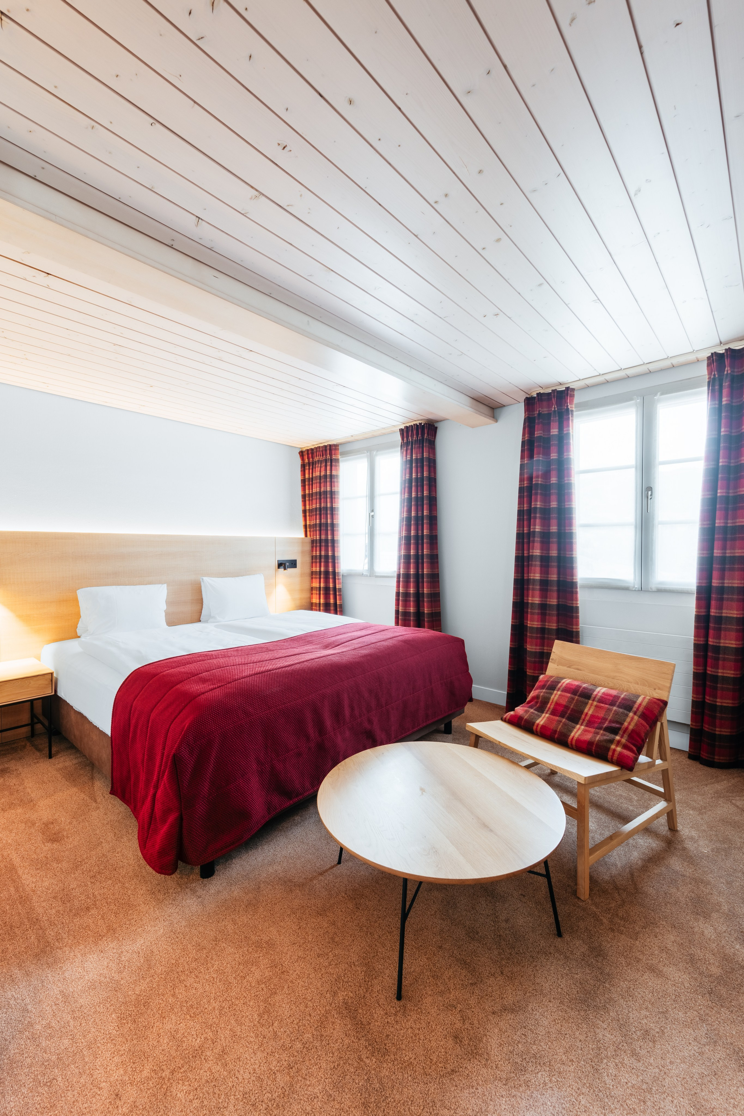 Hotel Kreuz Post, GRINDELWALD, Kt. BERN. Hallo! Ich bin Elena und arbeite als Immobilienfotografin